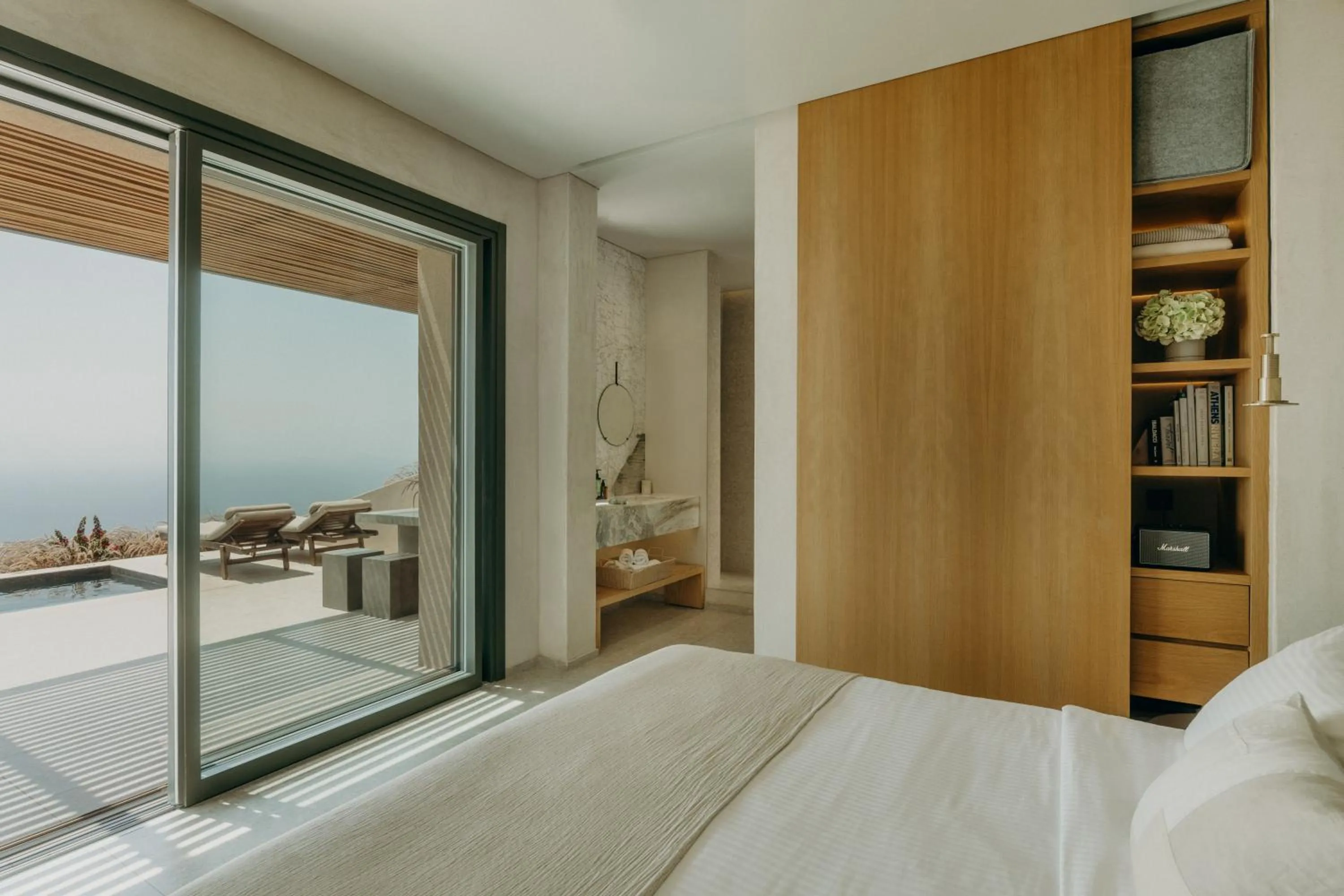 Hot Tub, Bed in Santorini Sky, Luxury Resort