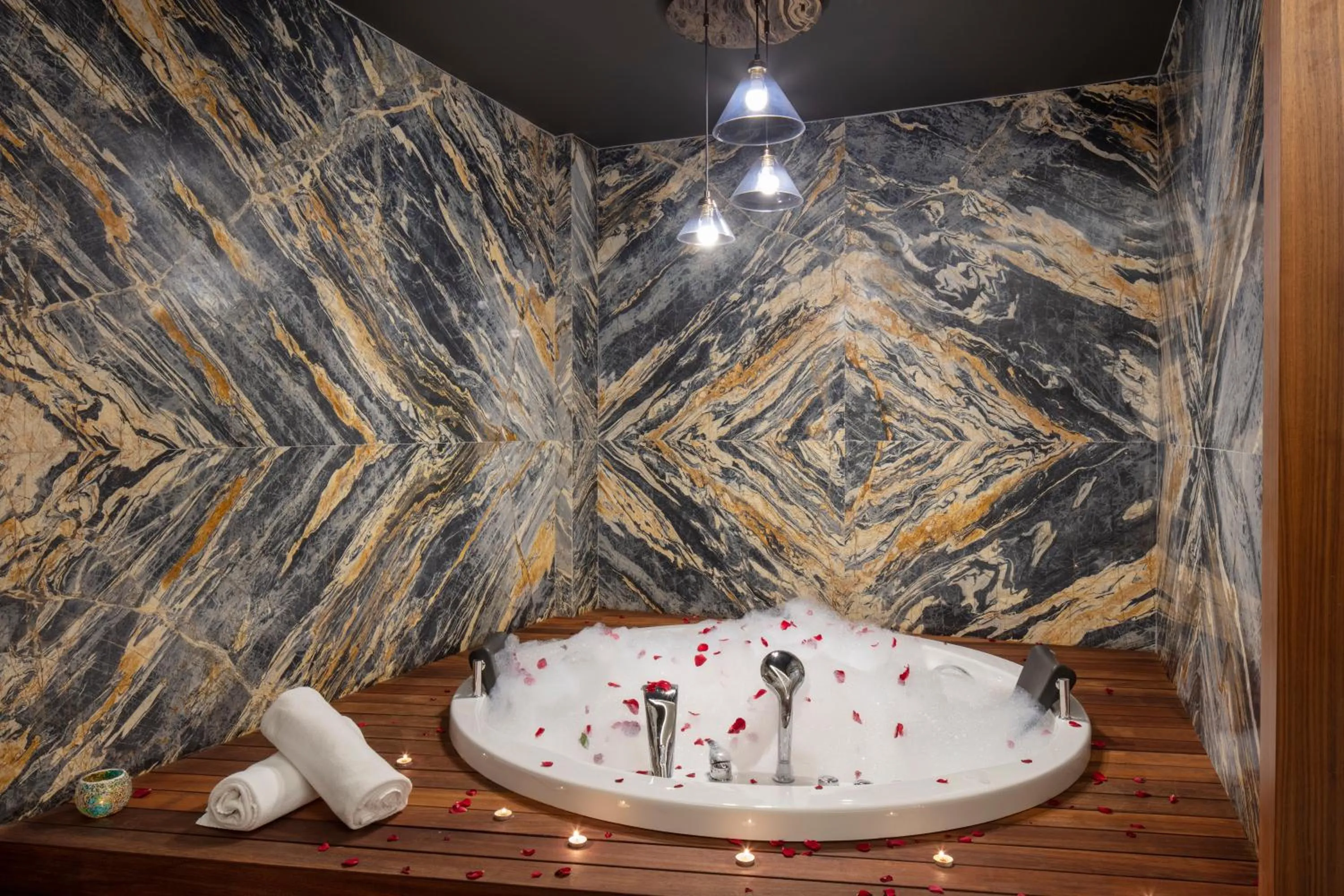 Hot Tub in Mylome Luxury Hotel & Resort - Ultra All Inclusive