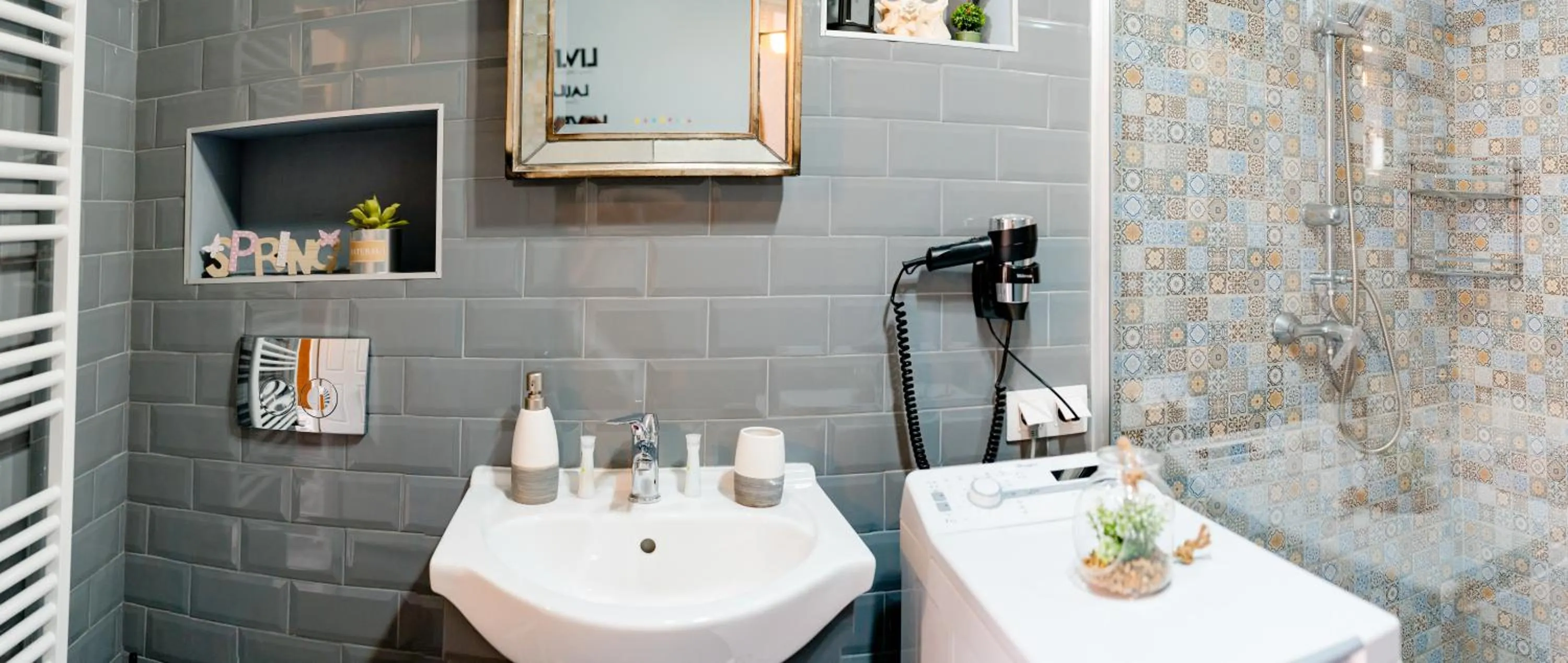 Bathroom in Galeria Grafit Apartments