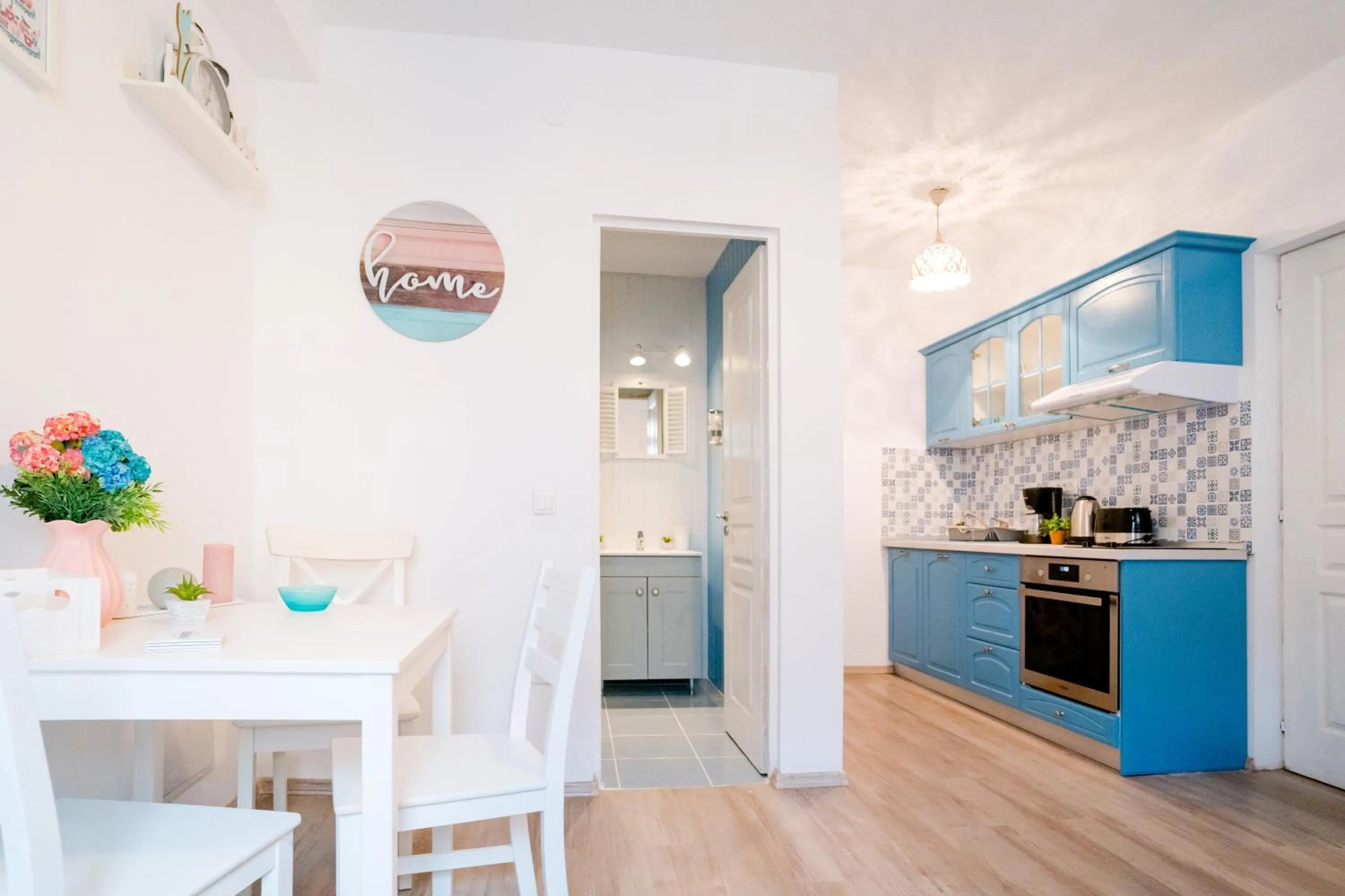 Kitchen or kitchenette in Galeria Grafit Apartments