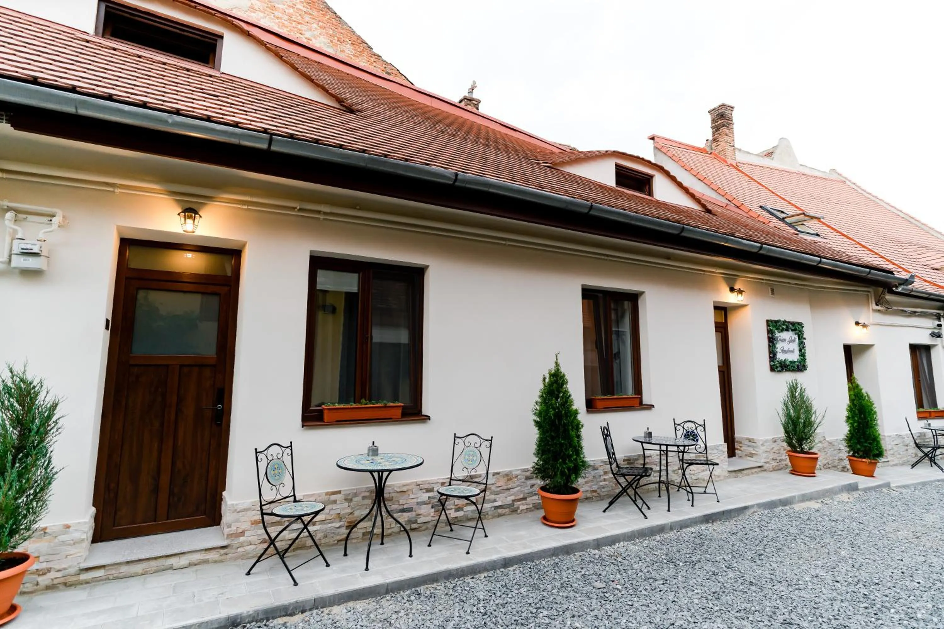 Galeria Grafit Apartments