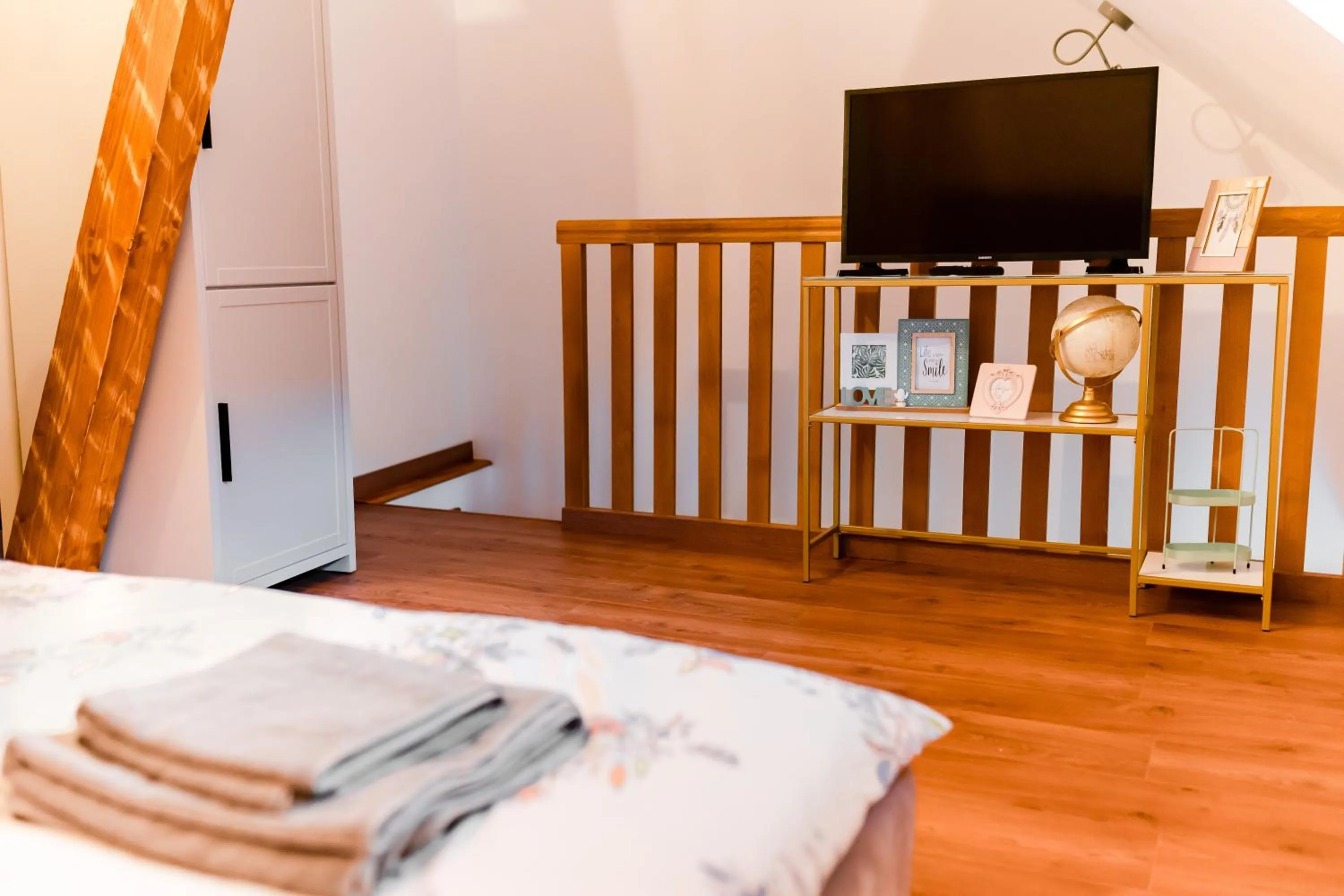 Bed in Galeria Grafit Apartments