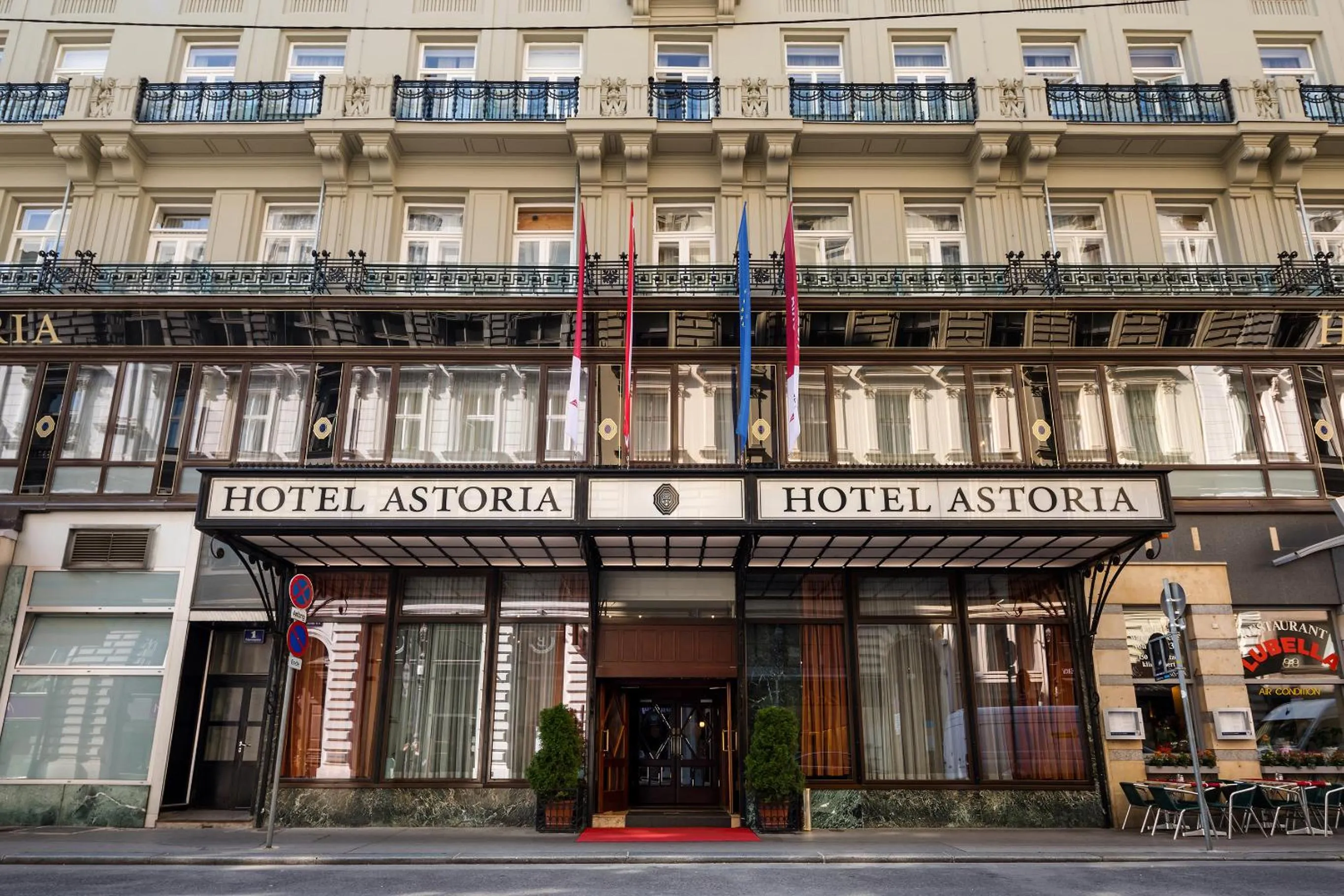 Facade/entrance in Hotel Astoria Vienna, Curio Collection by Hilton