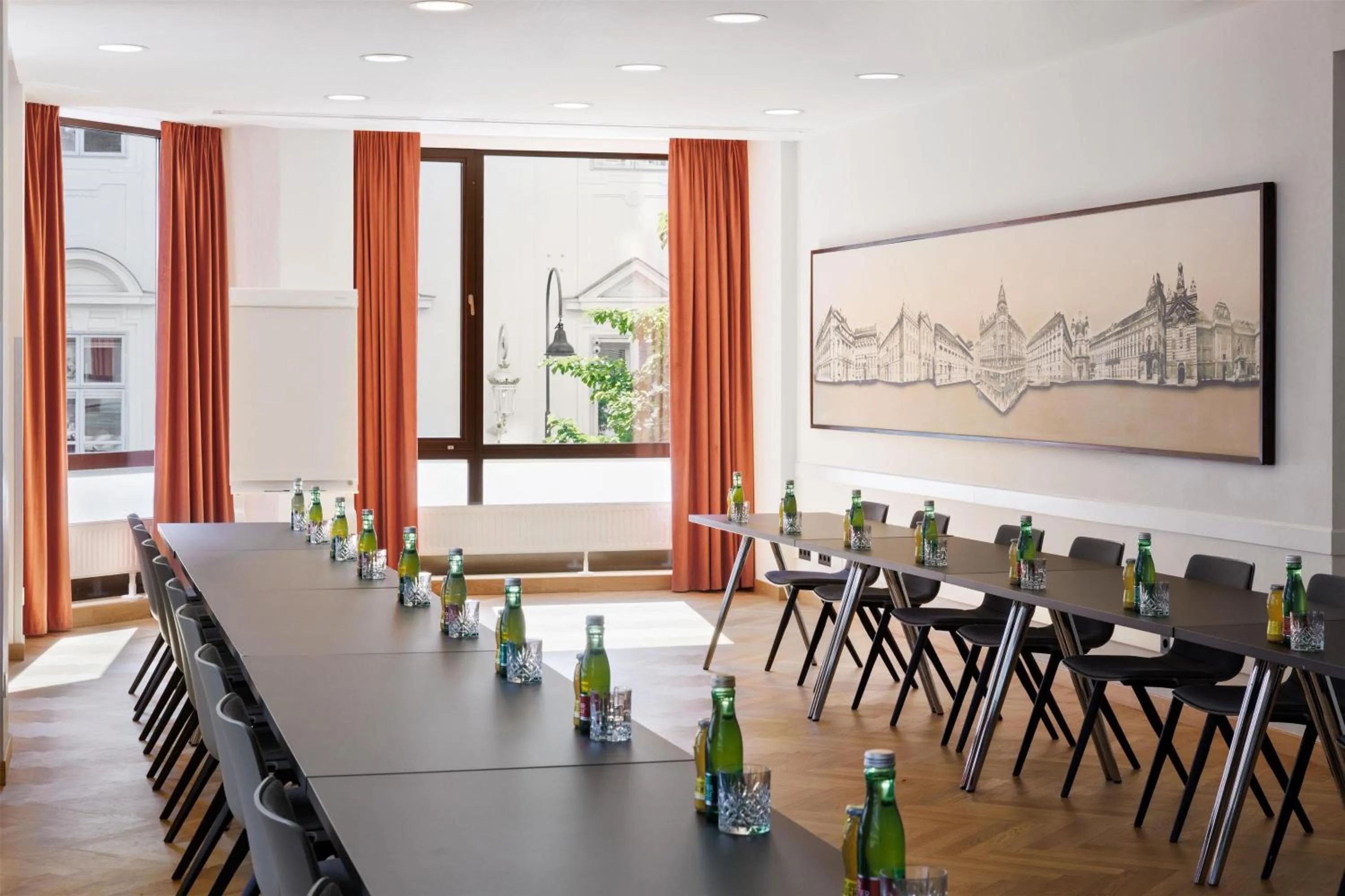 Meeting/conference room in Hotel Astoria Vienna, Curio Collection by Hilton