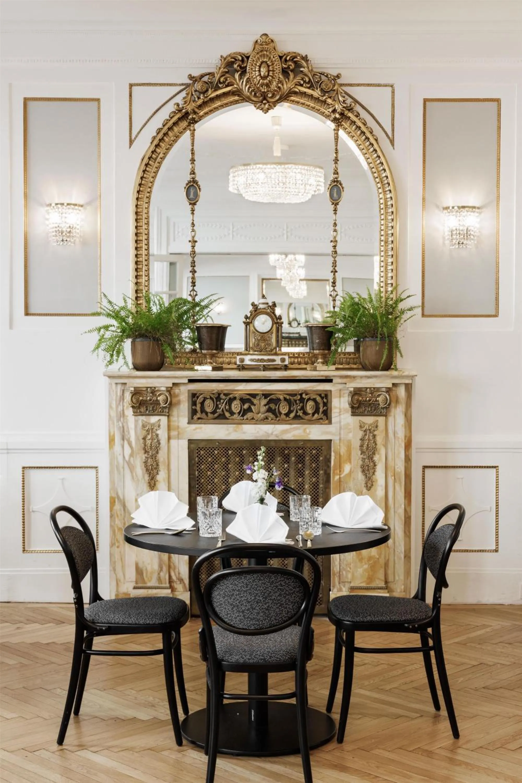 Meeting/conference room in Hotel Astoria Vienna, Curio Collection by Hilton