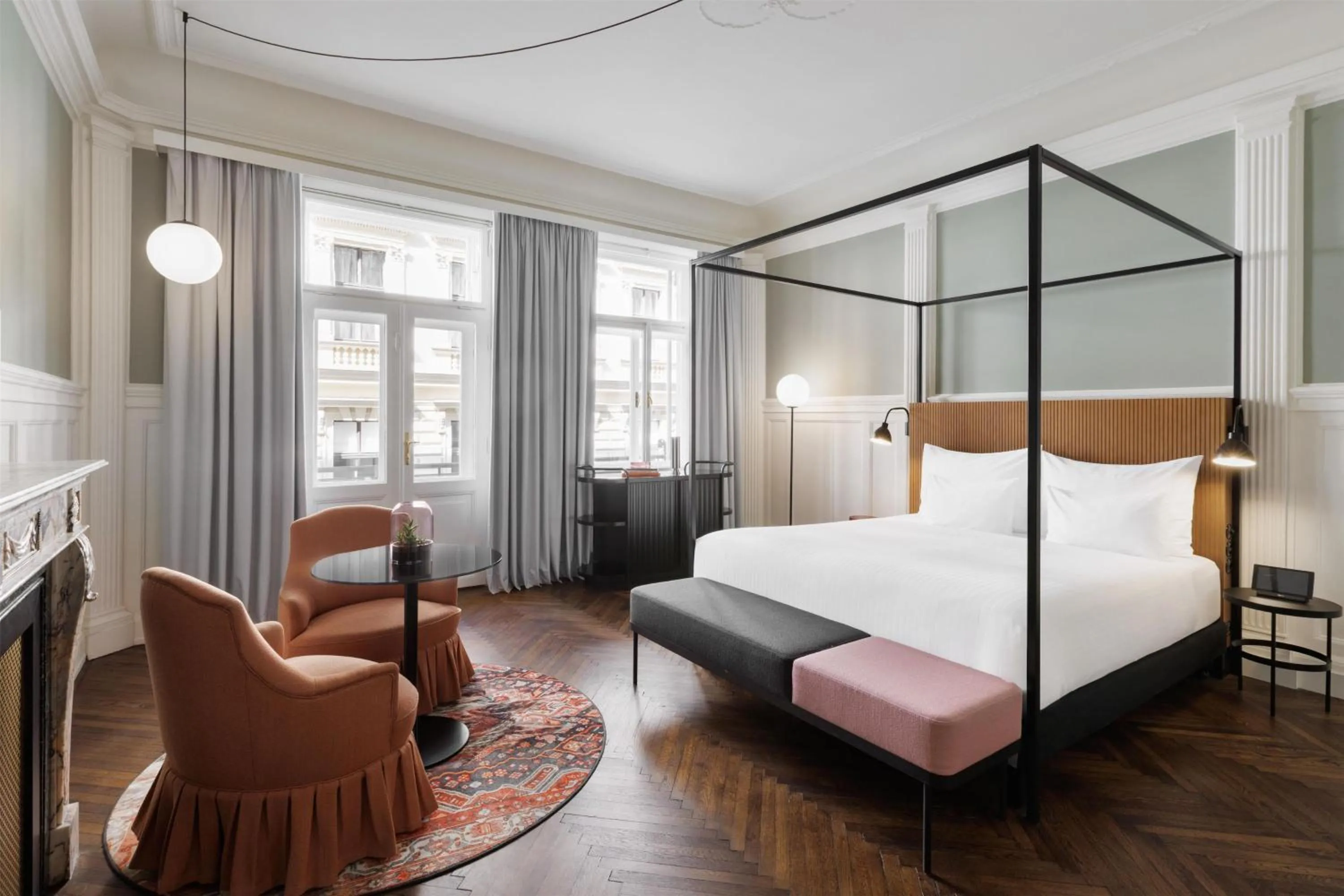 Bed in Hotel Astoria Vienna, Curio Collection by Hilton