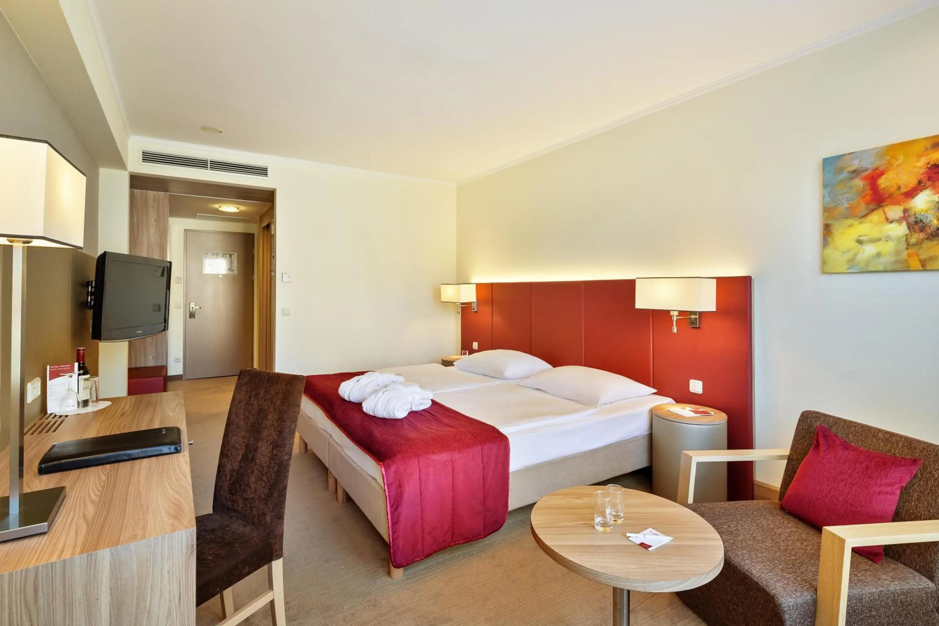 Photo of the whole room, Bed in Hotel Schillerpark Linz, a member of Radisson Individuals