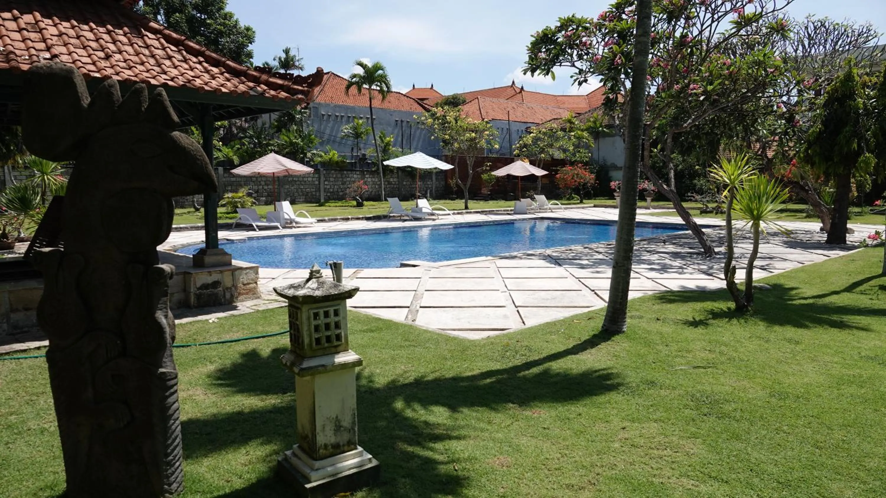 Swimming pool in Bali Bungalo Hotel