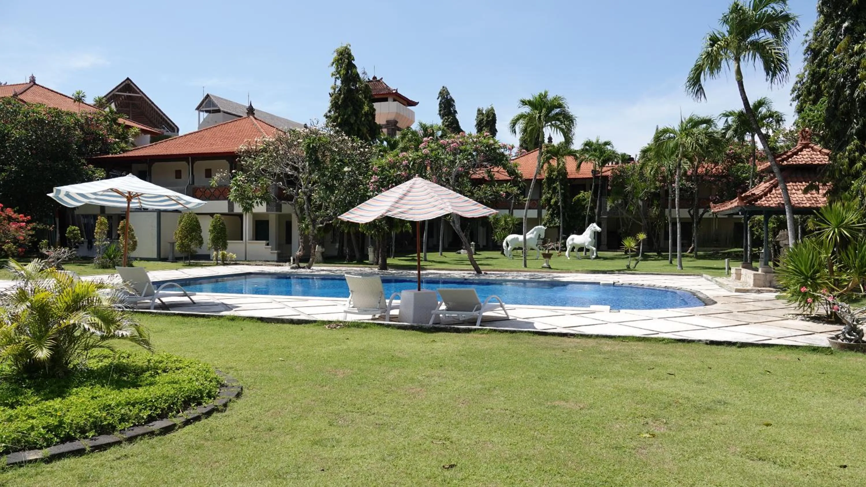 Property building in Bali Bungalo Hotel