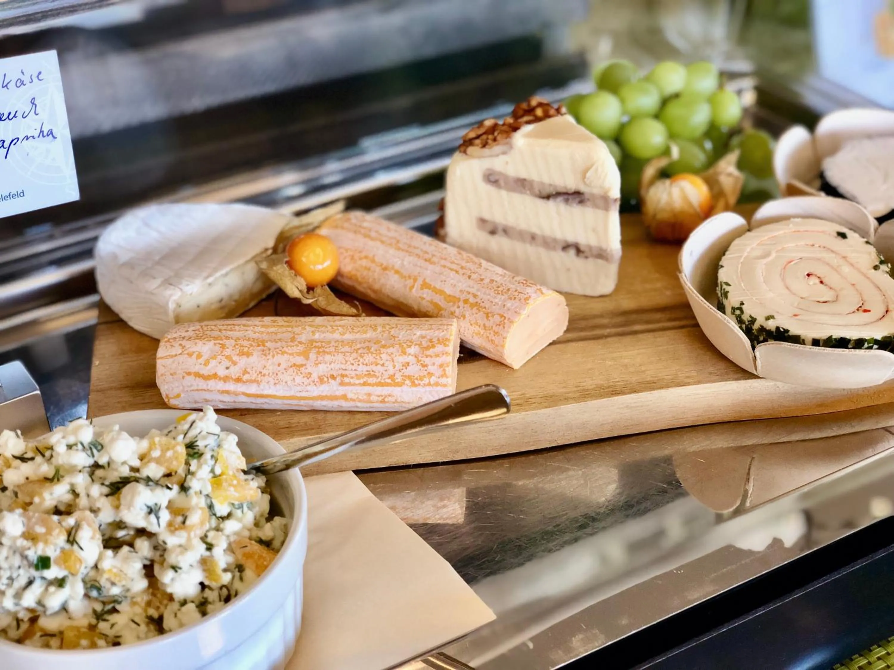 Buffet breakfast in Hotel Weitblick Bielefeld