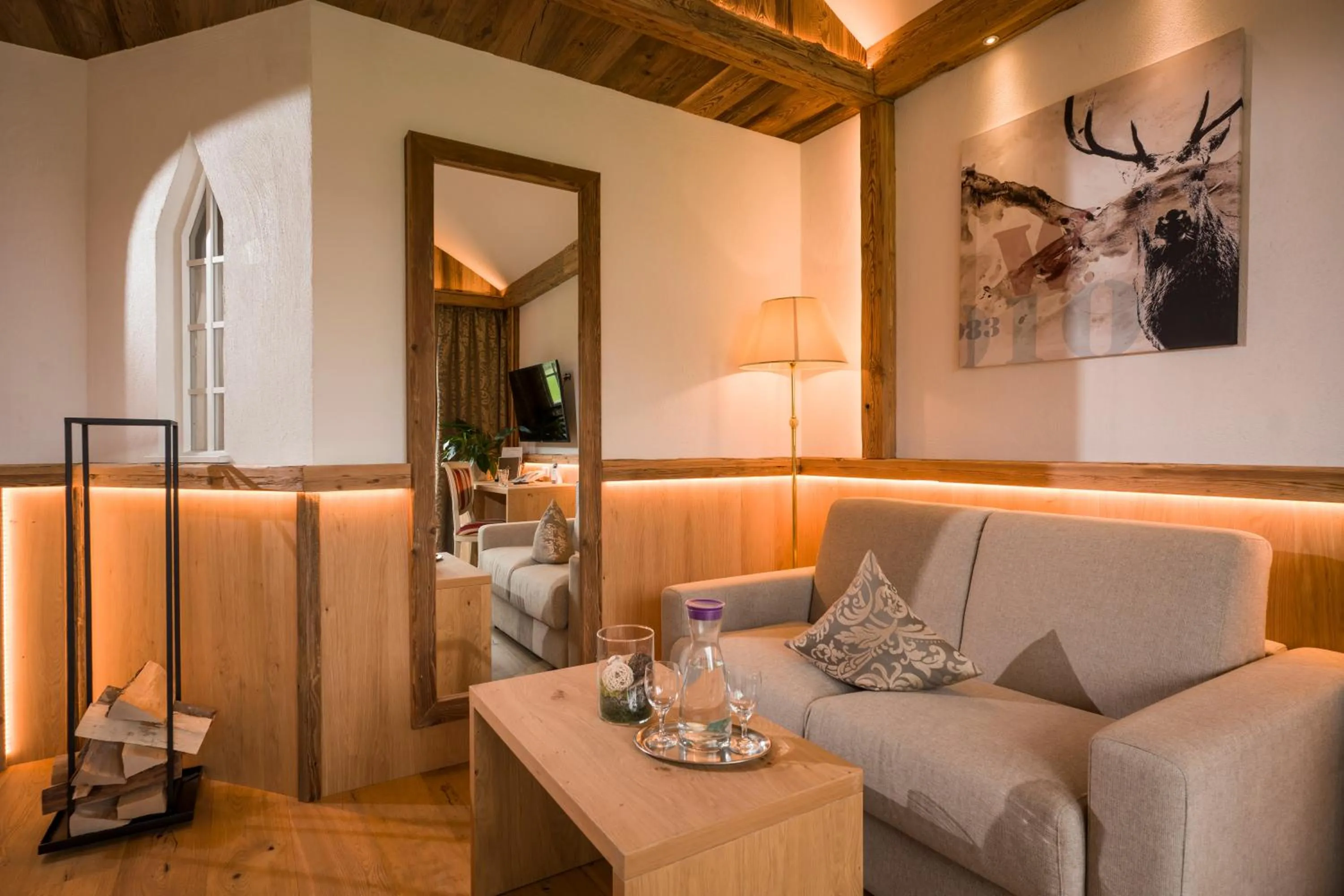 Photo of the whole room in Hotel Panorama Royal