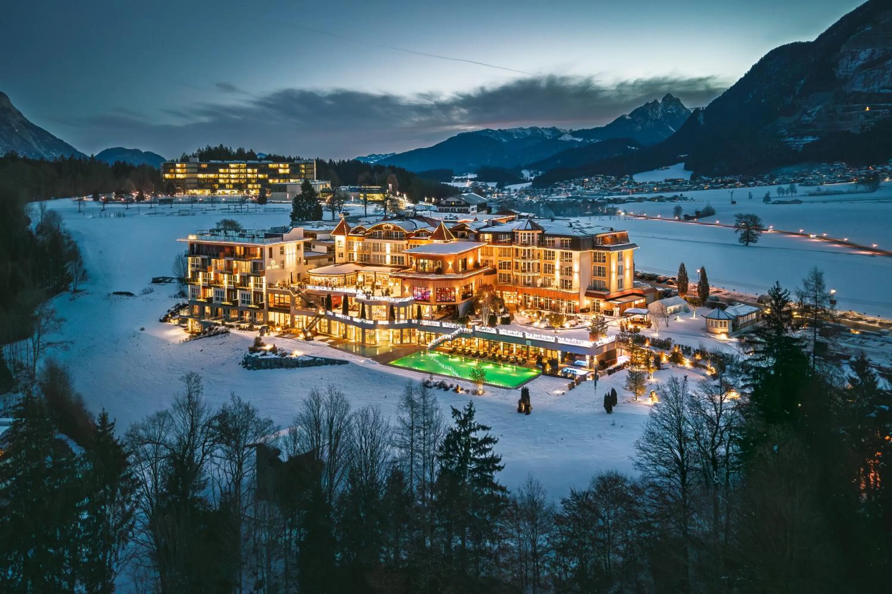 Property building in Hotel Panorama Royal