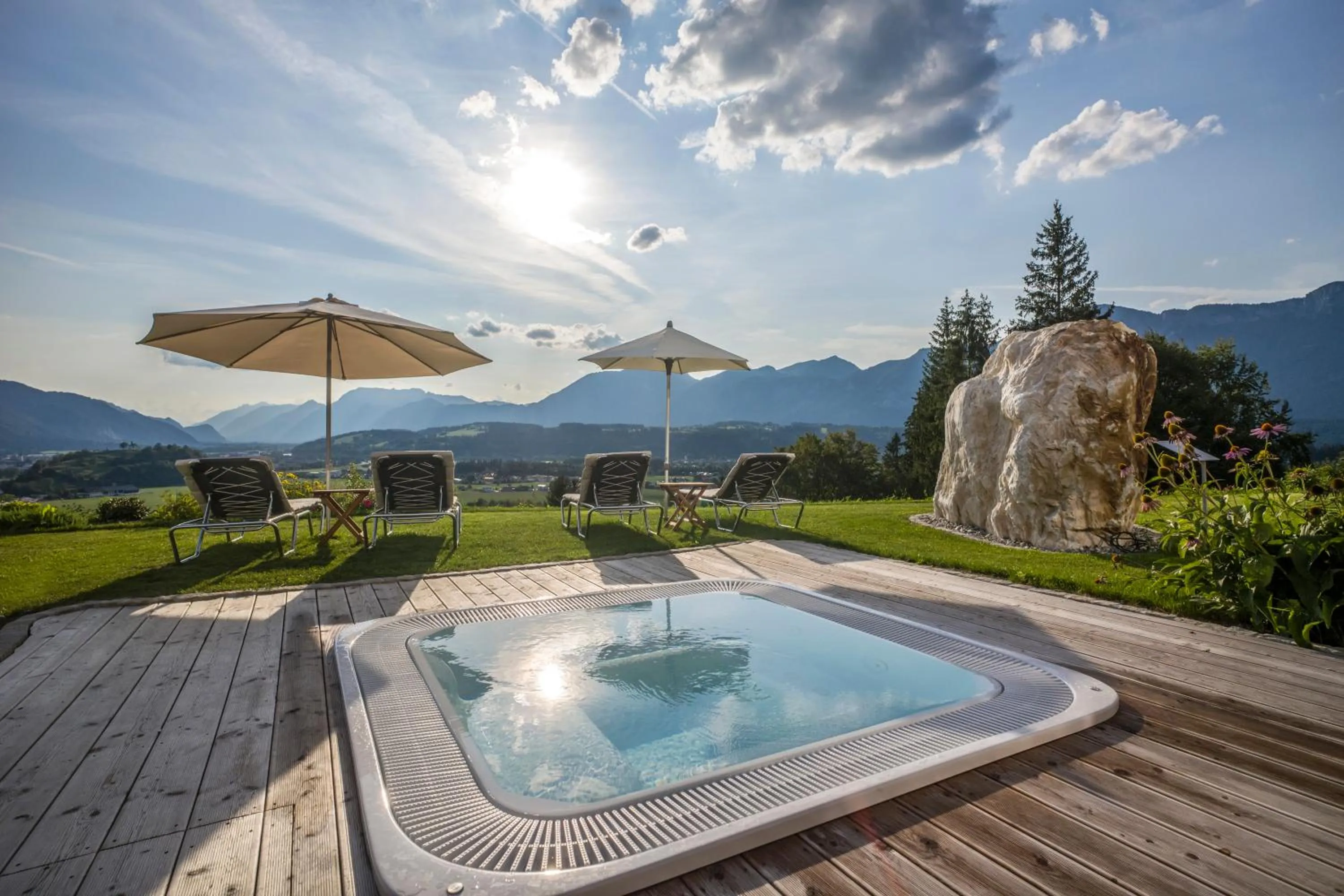 Hot Tub in Hotel Panorama Royal