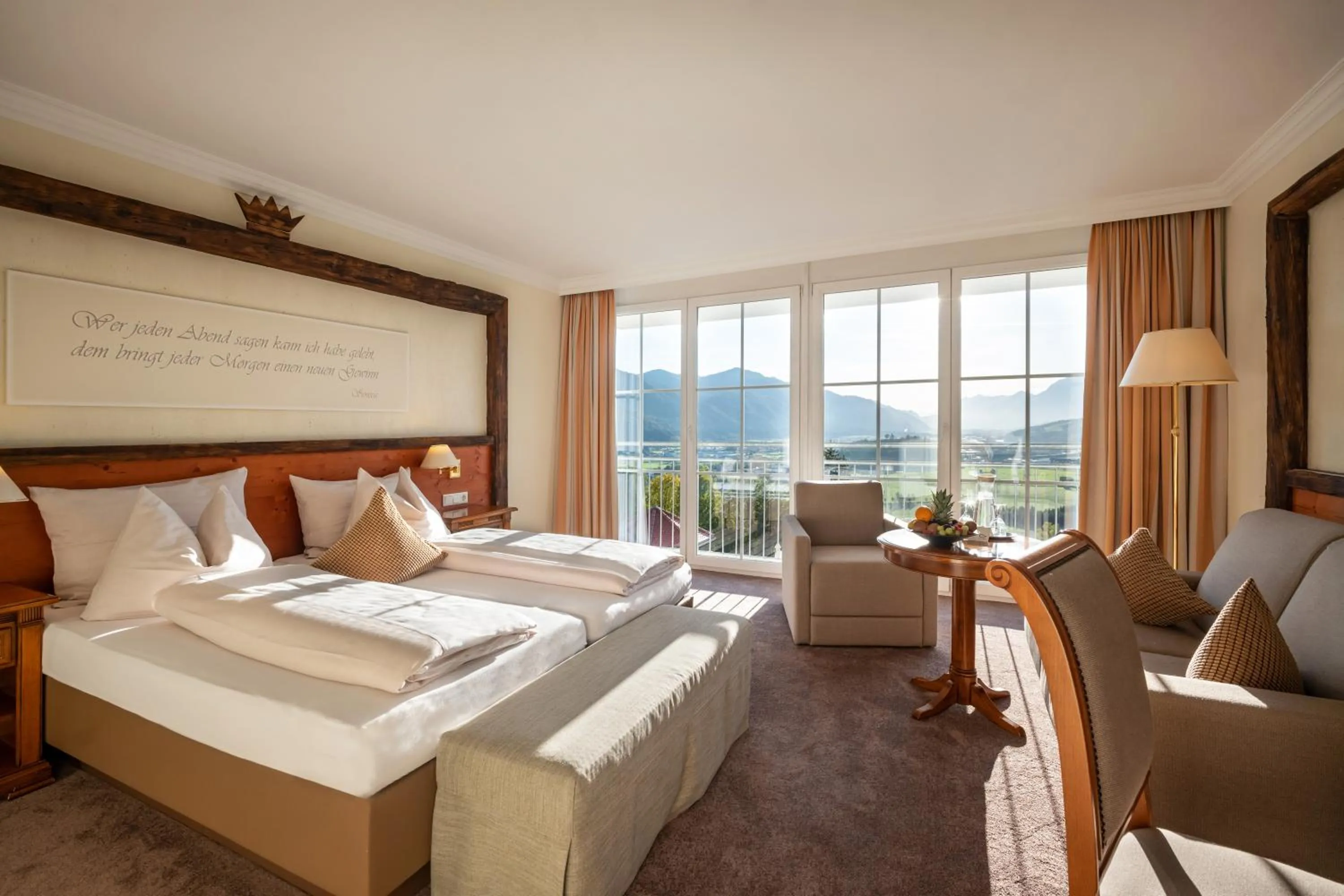 Photo of the whole room, Bed in Hotel Panorama Royal