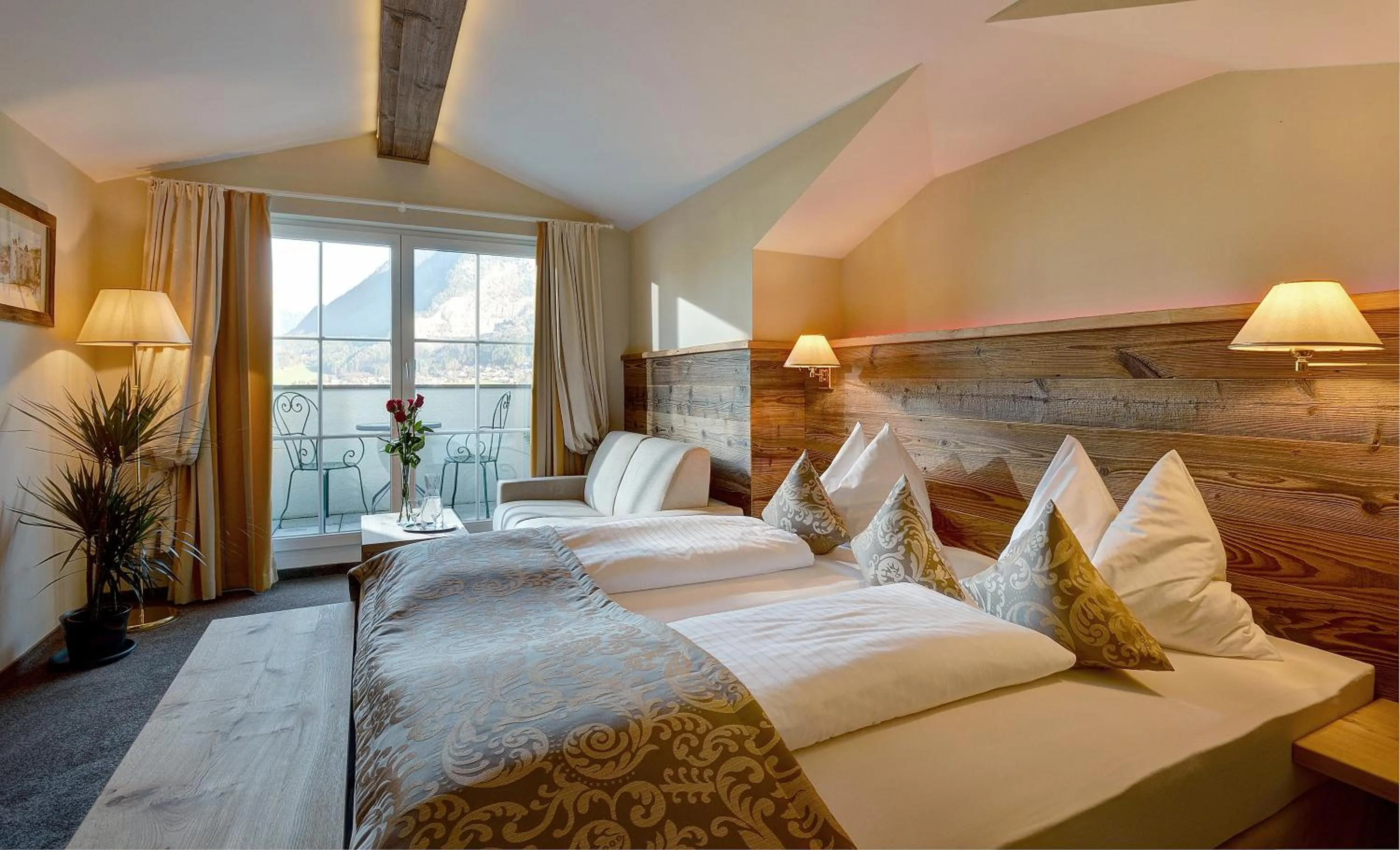 Photo of the whole room, Bed in Hotel Panorama Royal