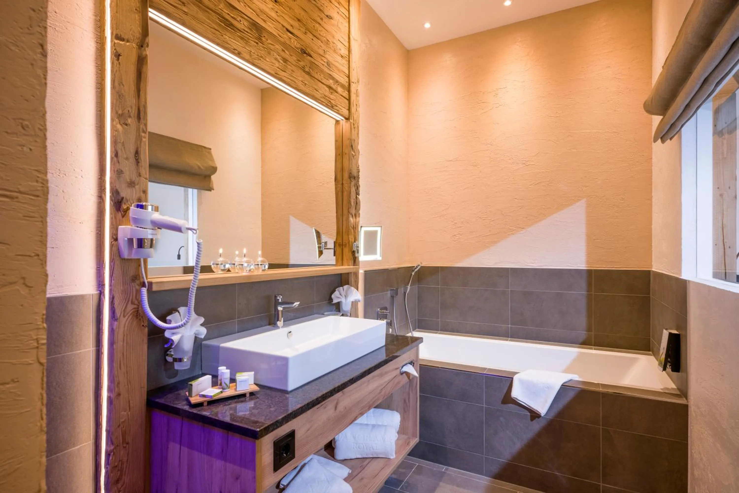 Bathroom in Hotel Panorama Royal