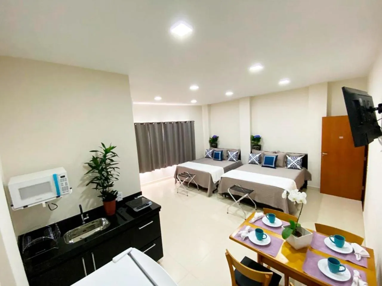 Bedroom, Bed in Hotel Amsterdam Suítes