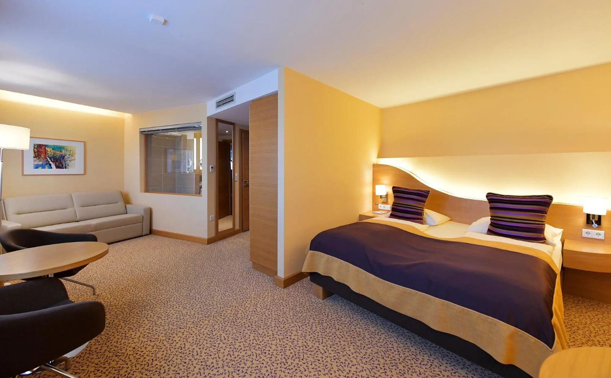 Photo of the whole room, Bed in Seehotel Rust