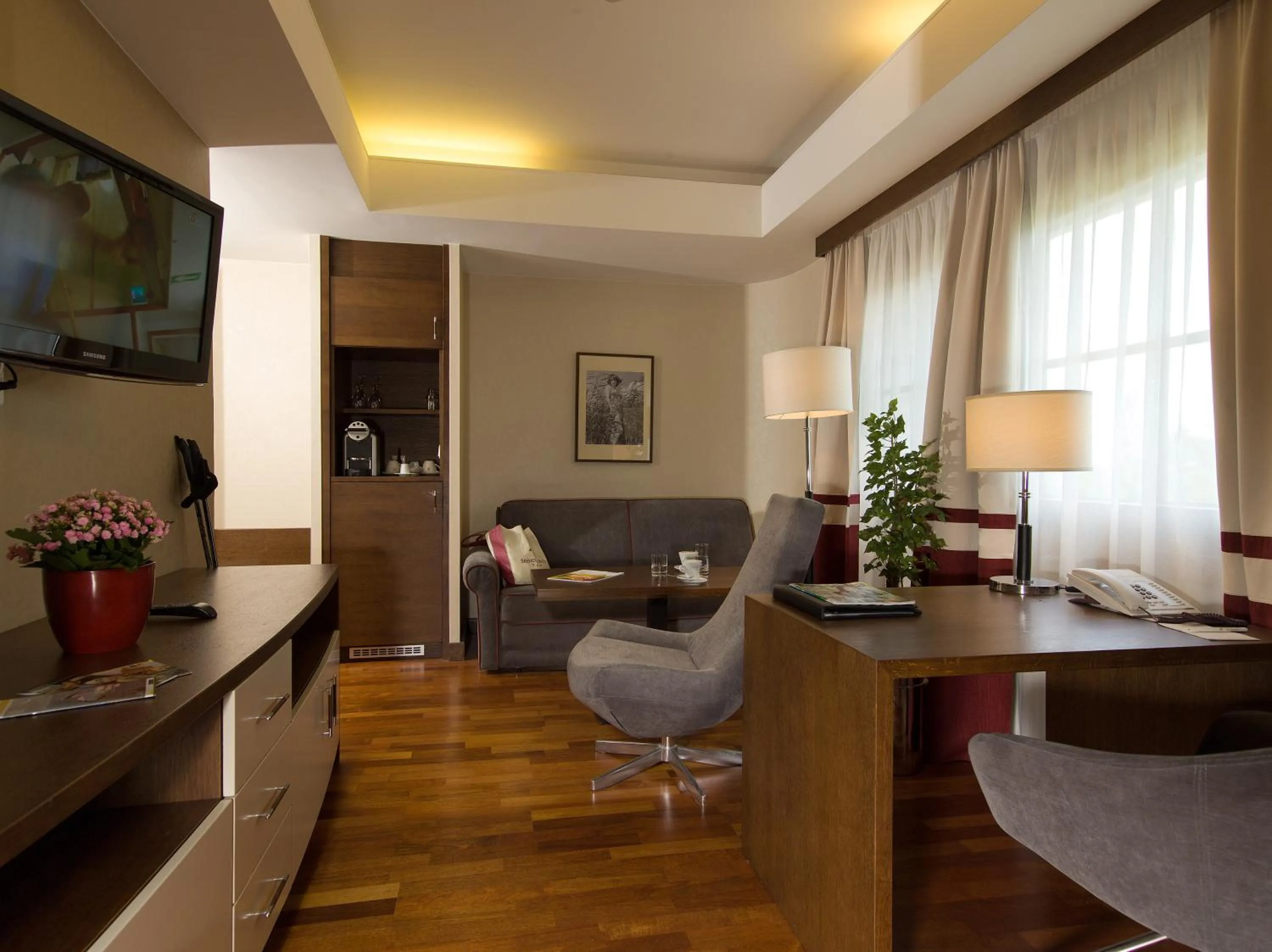 Coffee/tea facilities in Seehotel Rust