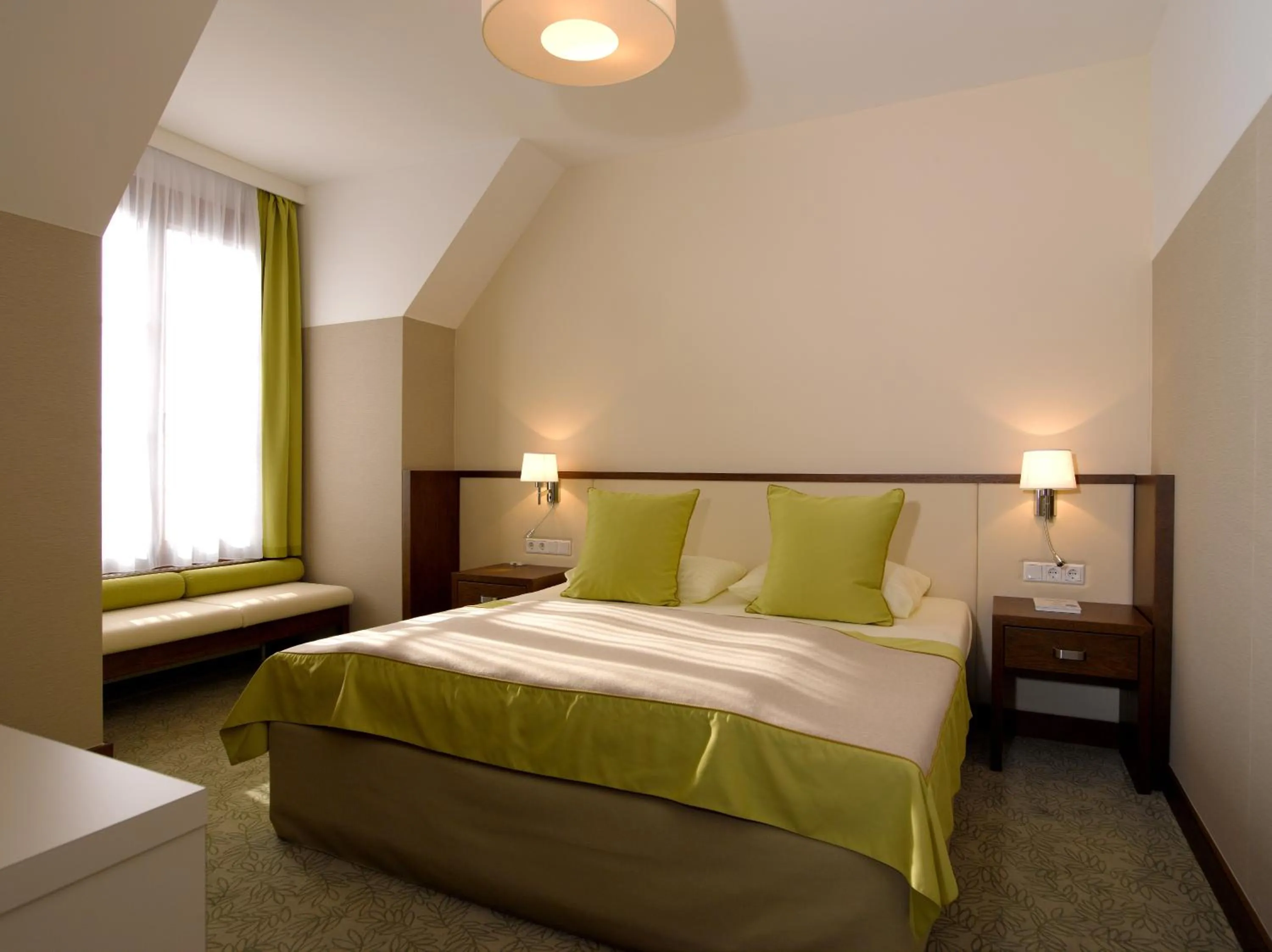 Bed in Seehotel Rust