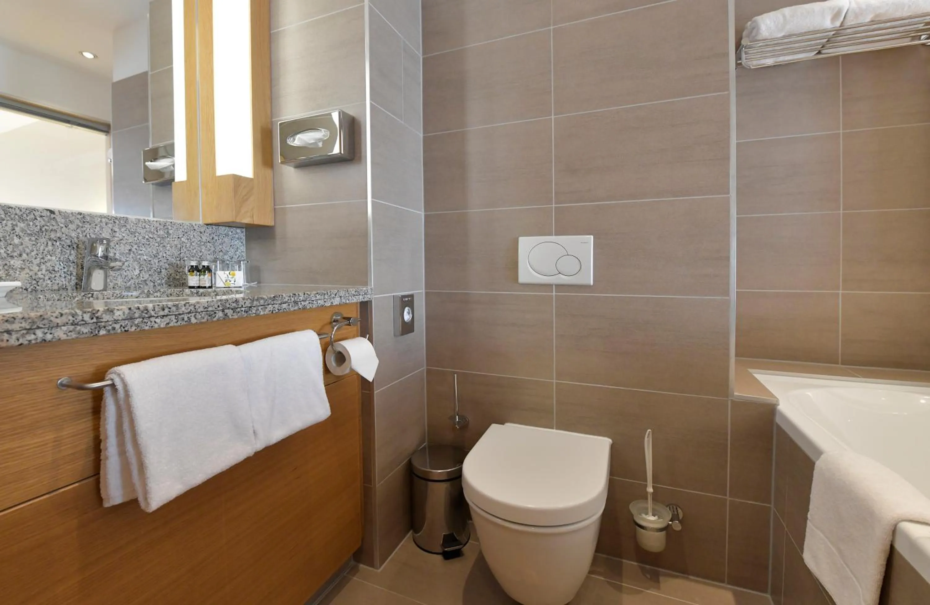 Toilet in Seehotel Rust