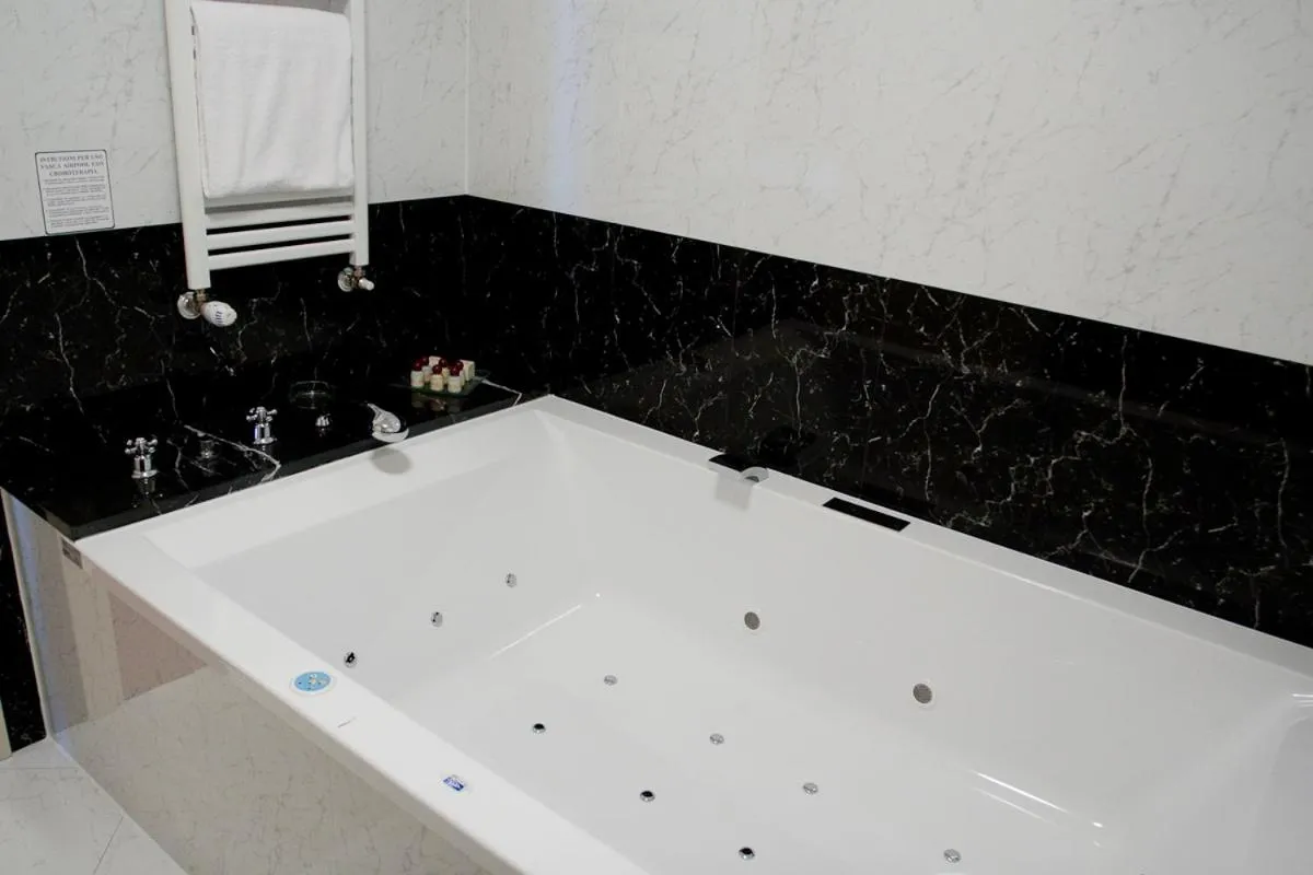 Bathroom in Hotel Maxim