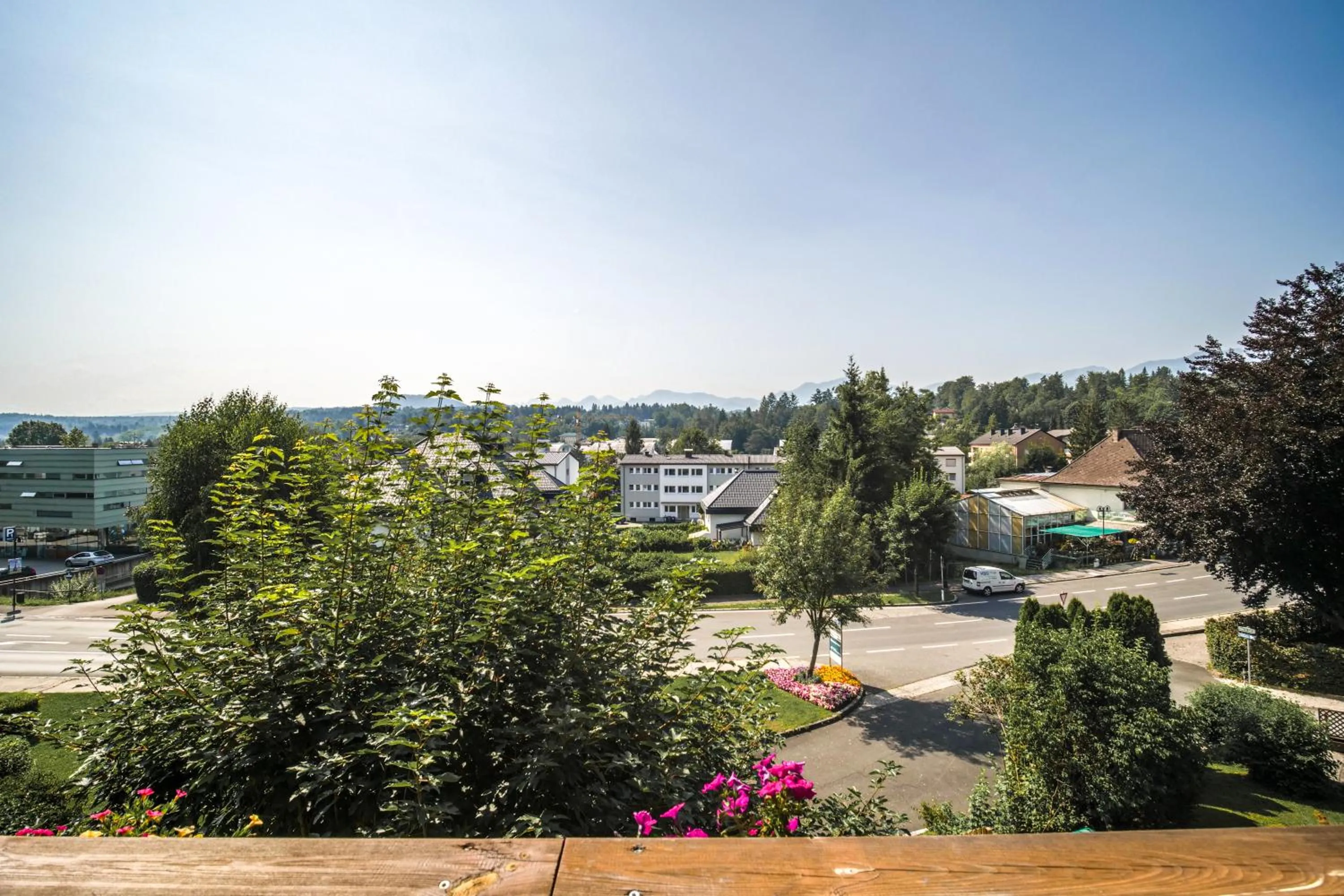 Balcony/Terrace in Hotel Kärntnerhof Velden by S4Y