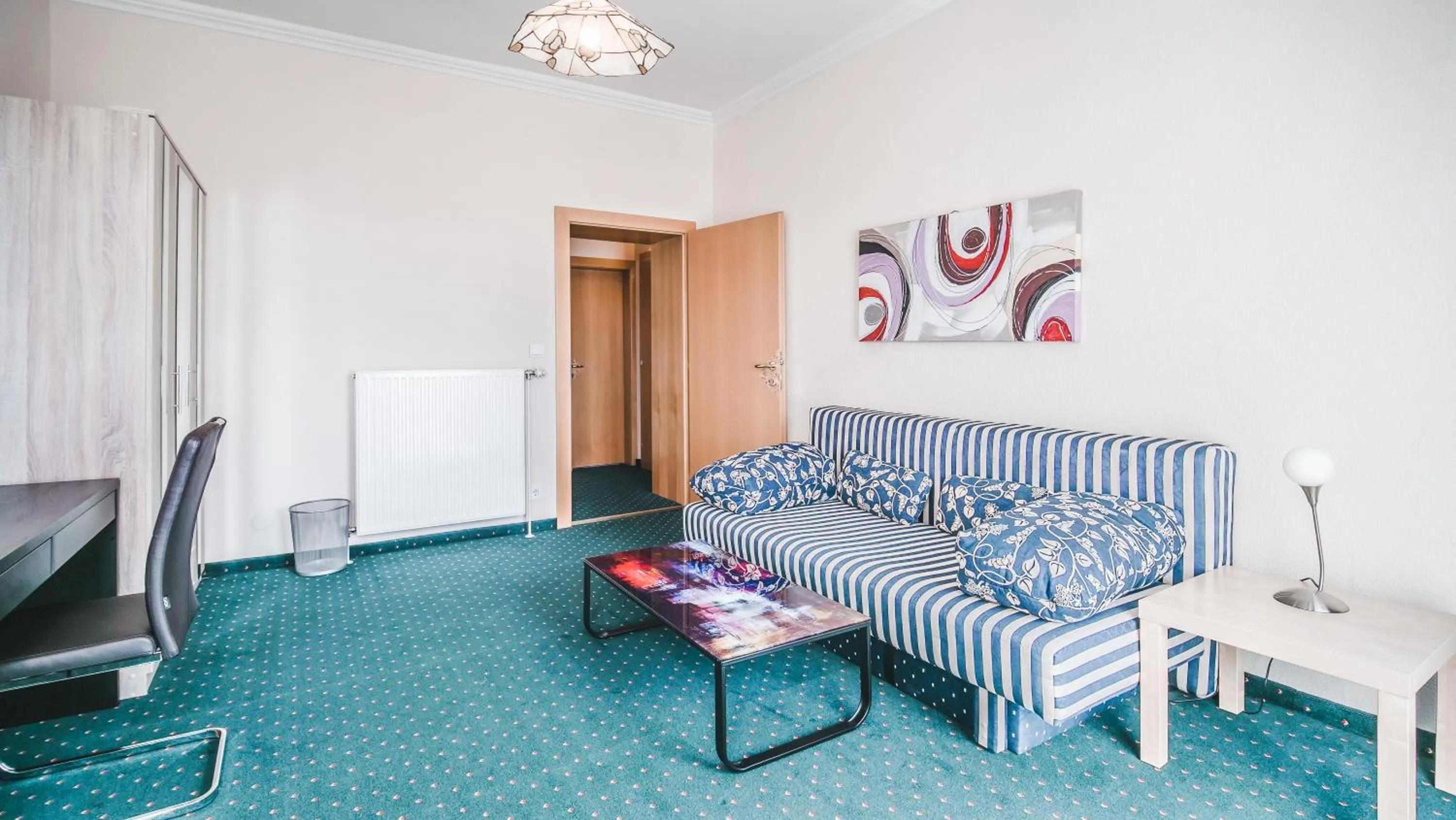 Seating area in Hotel Kärntnerhof Velden by S4Y