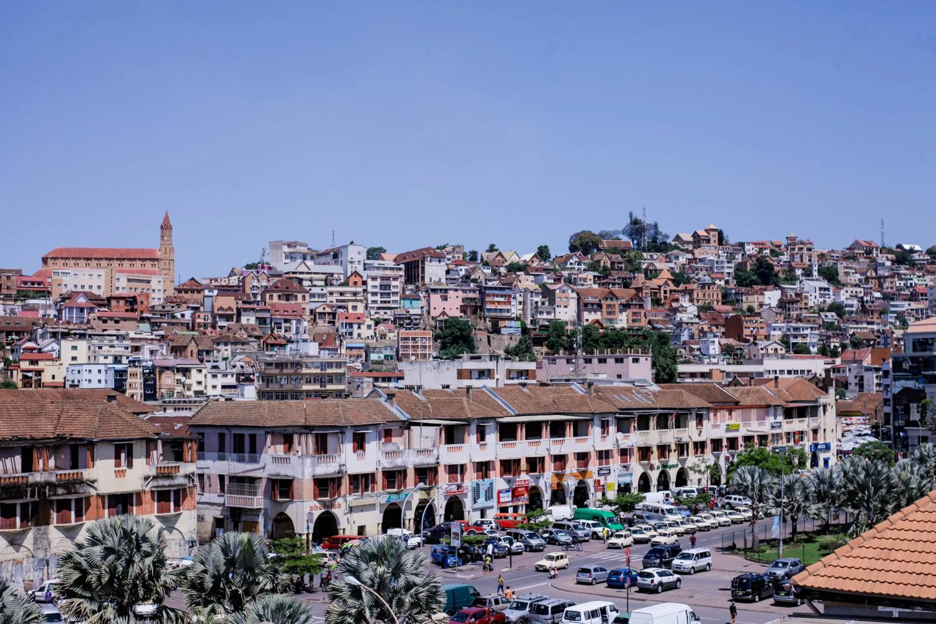 Neighbourhood in Hotel de L'Avenue - Tana City Centre
