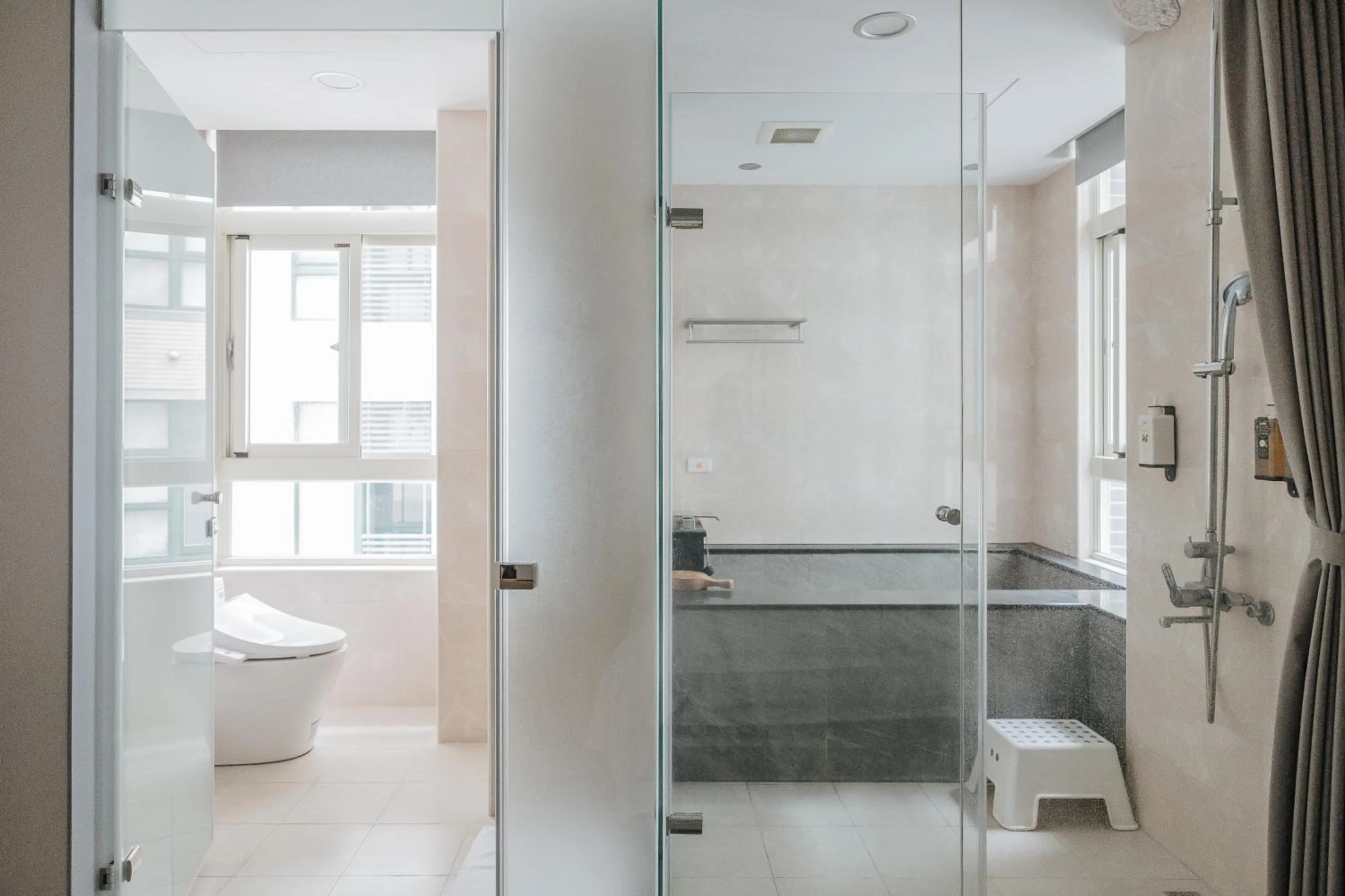 Muen Yuan Dong Hot Spring Hotel