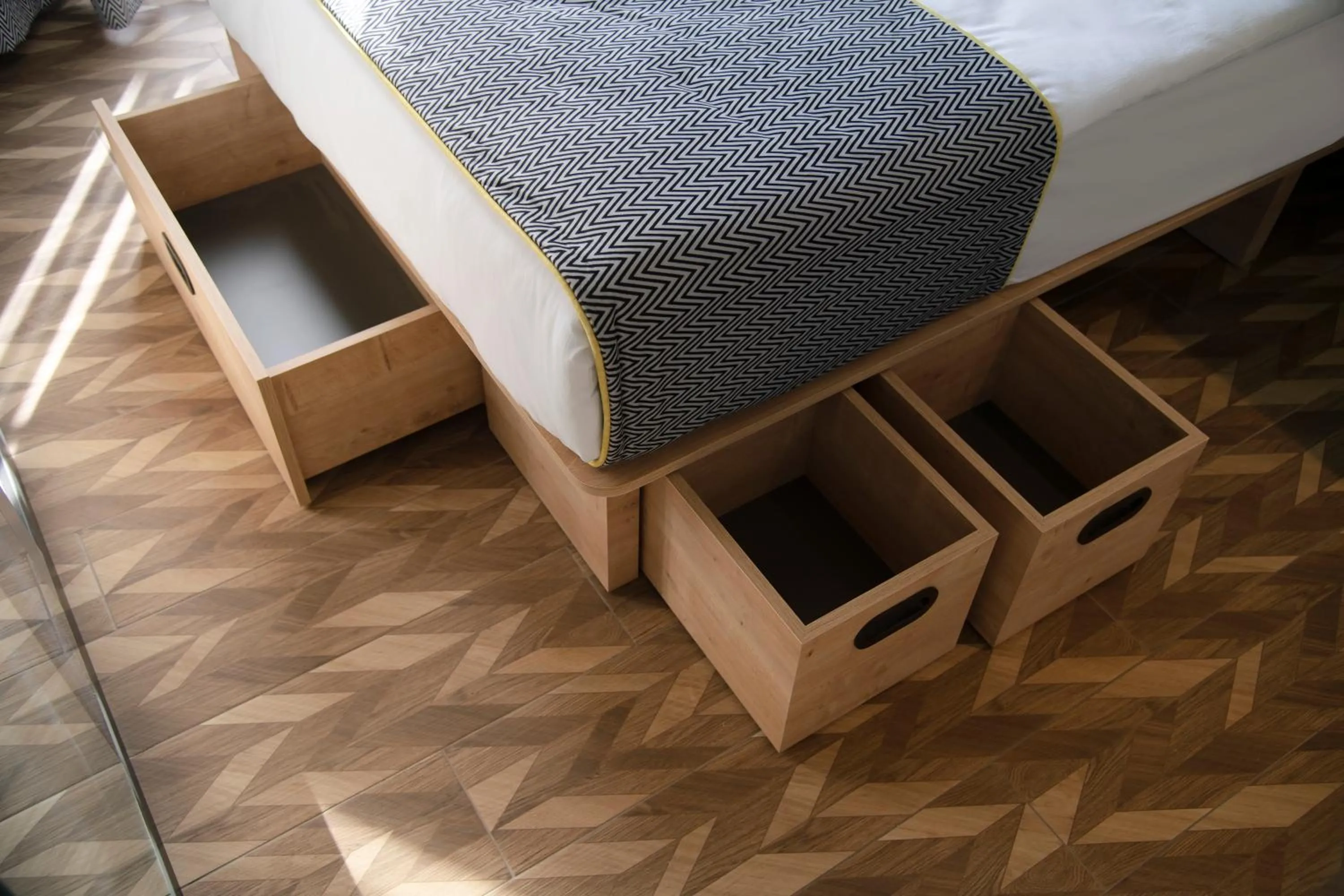 Bed in Trend Suites CYCLE