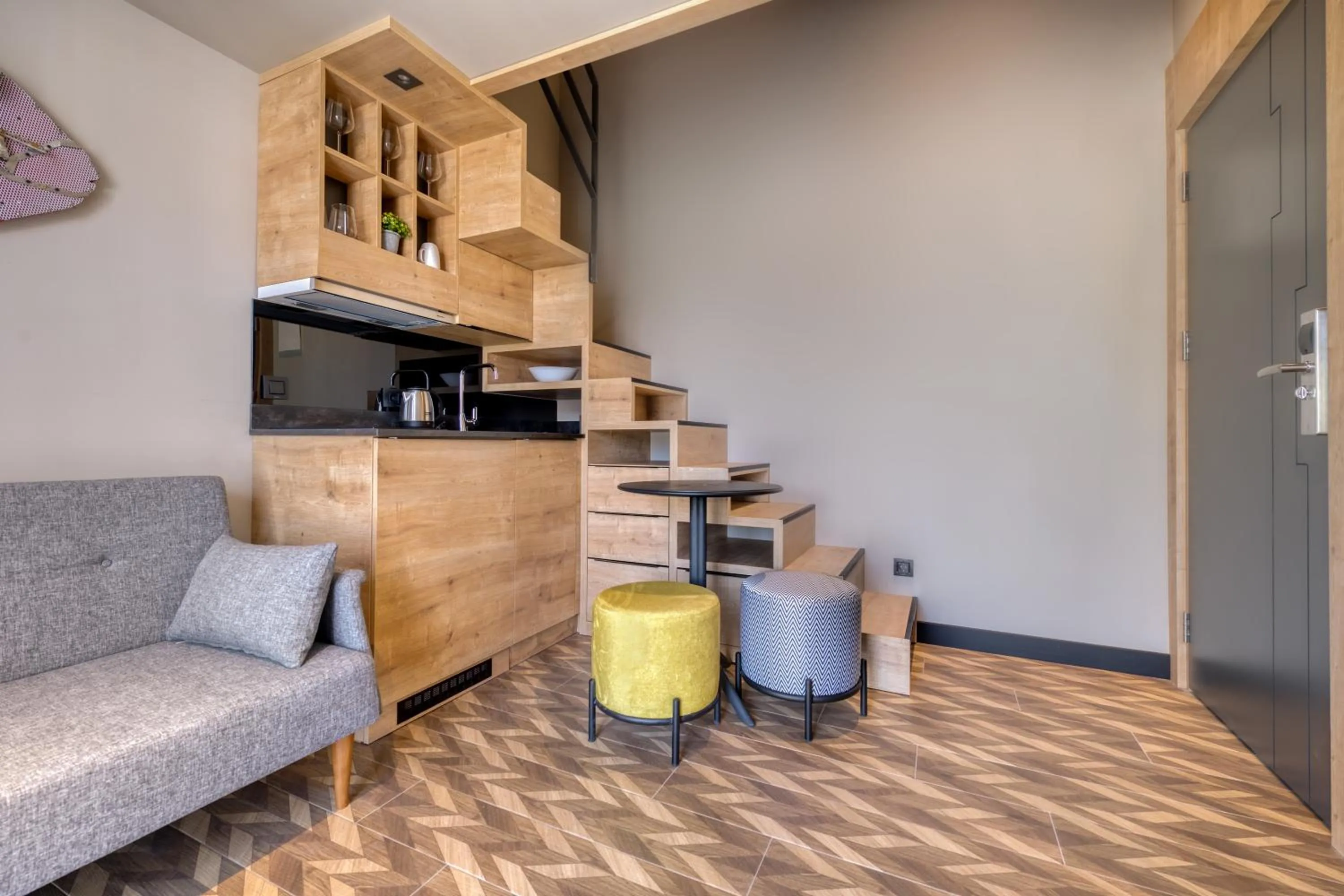 Seating area in Trend Suites CYCLE