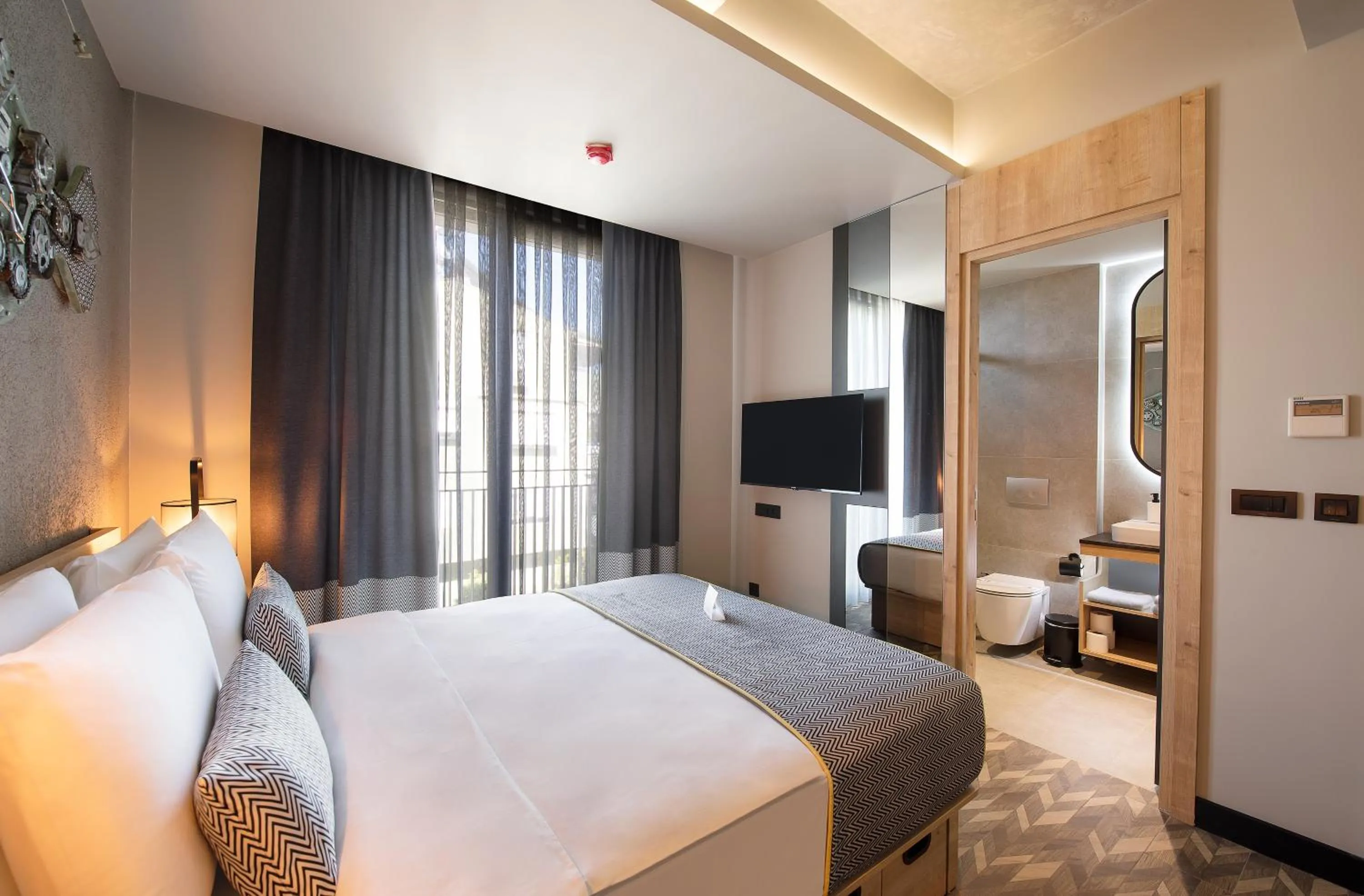 Bed in Trend Suites CYCLE