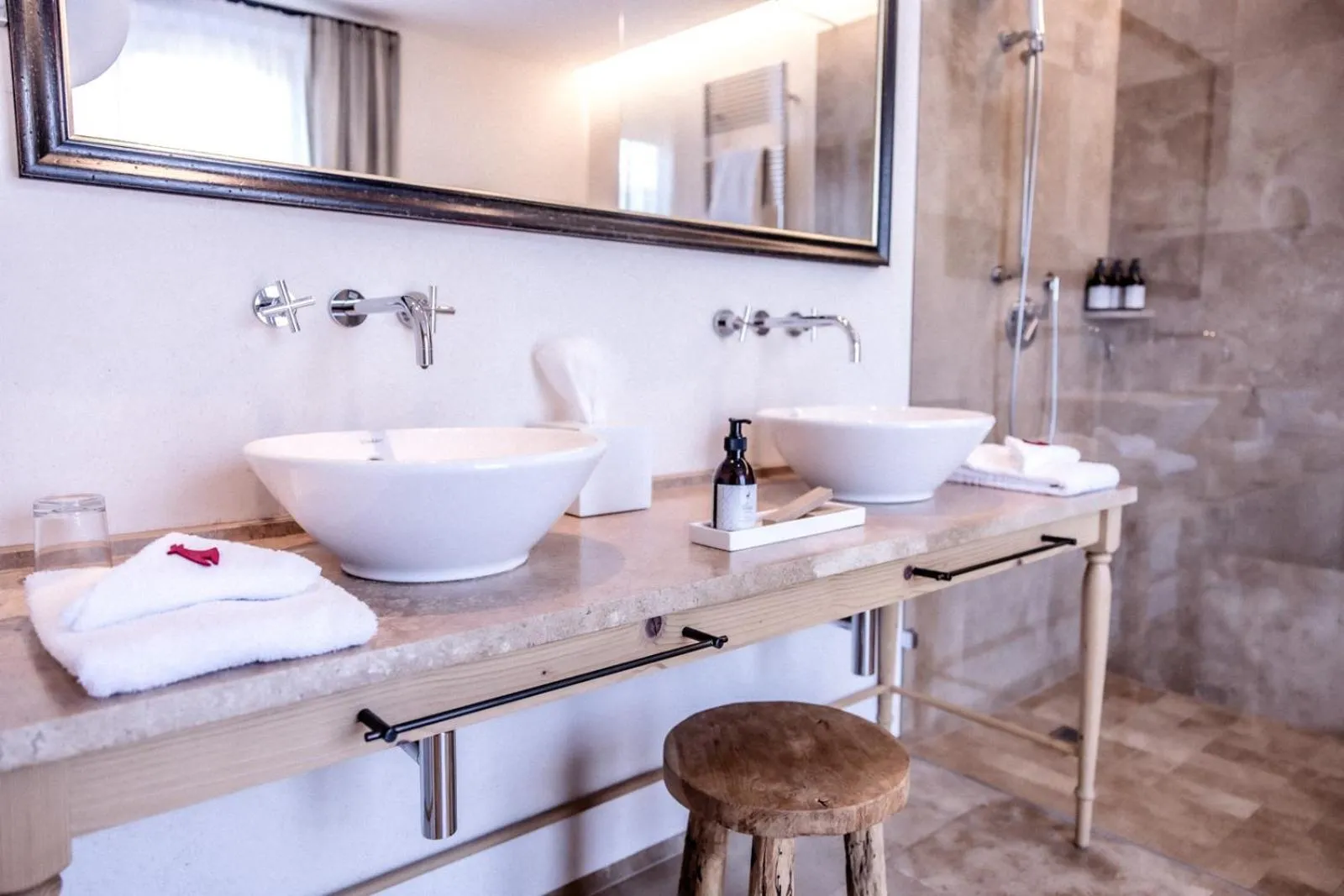 Bathroom in Kitzhof Mountain Design Resort, 4 Sterne Superior
