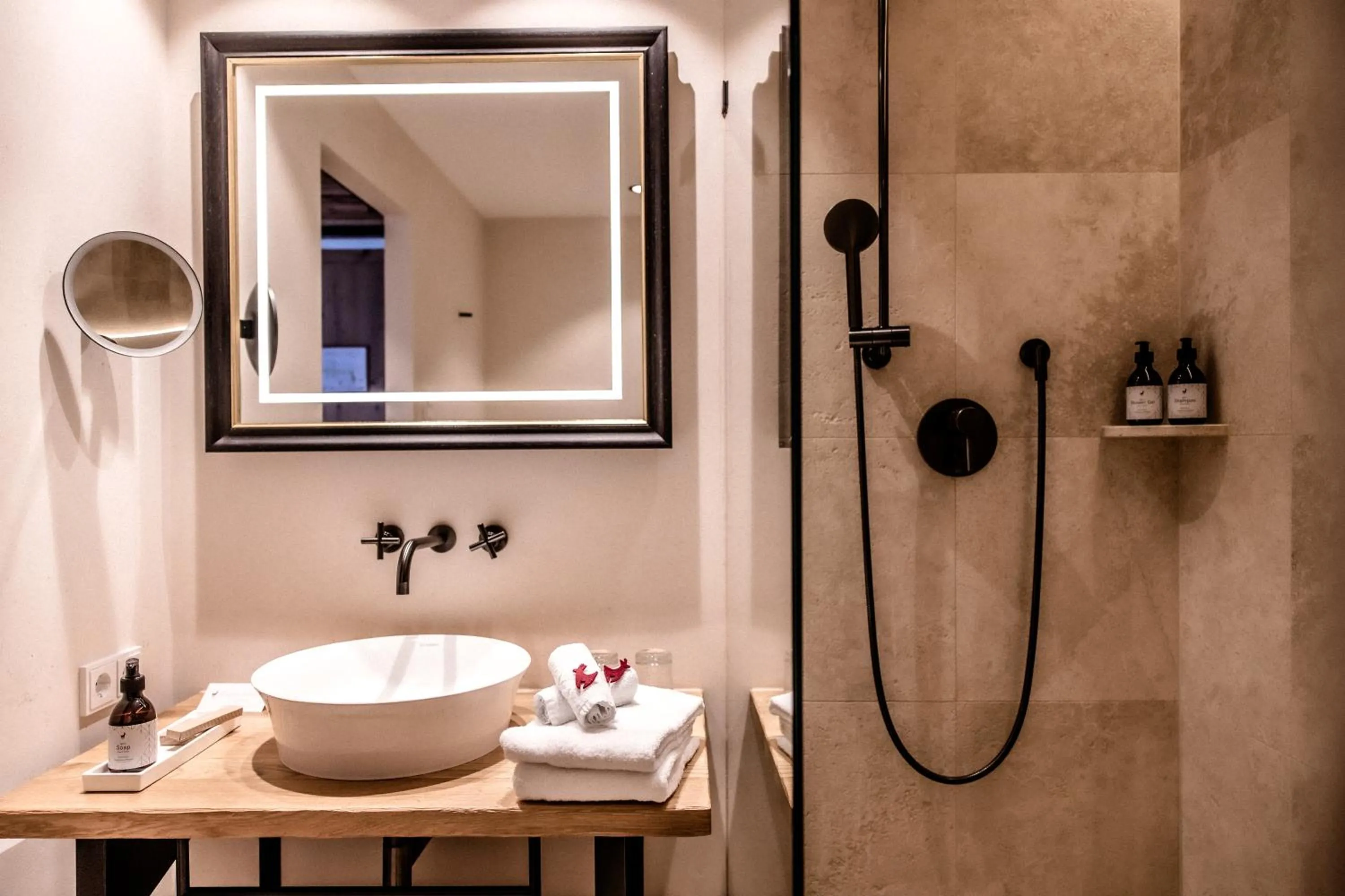 Bathroom in Kitzhof Mountain Design Resort, 4 Sterne Superior