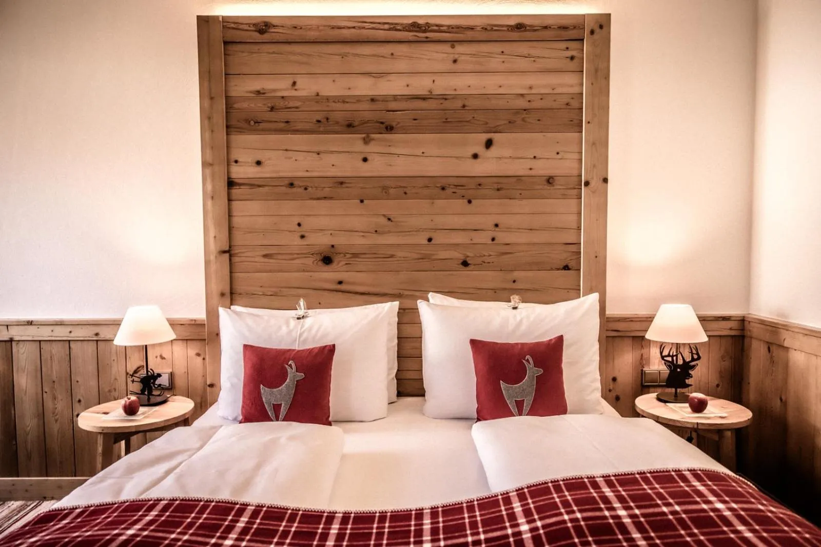 Bedroom, Bed in Kitzhof Mountain Design Resort, 4 Sterne Superior