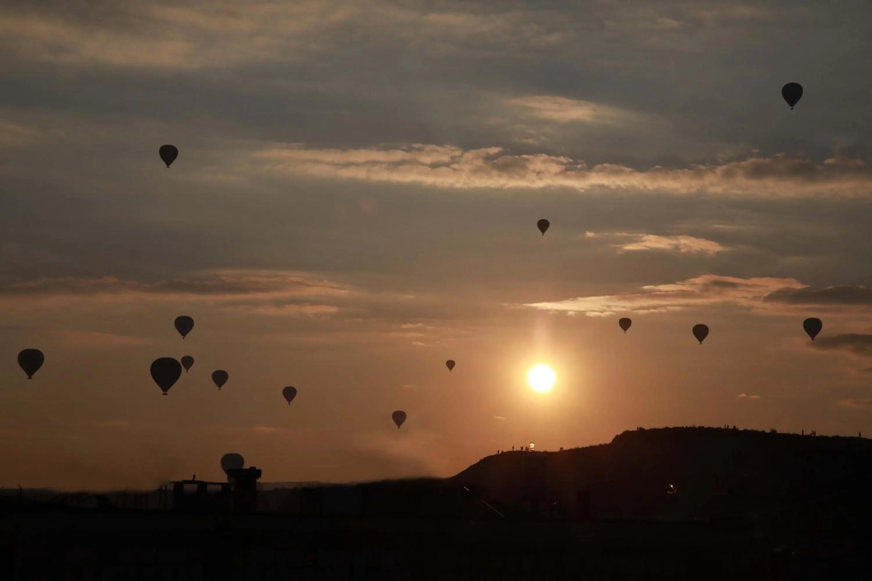 Natural landscape in Sarnich Cave Suites
