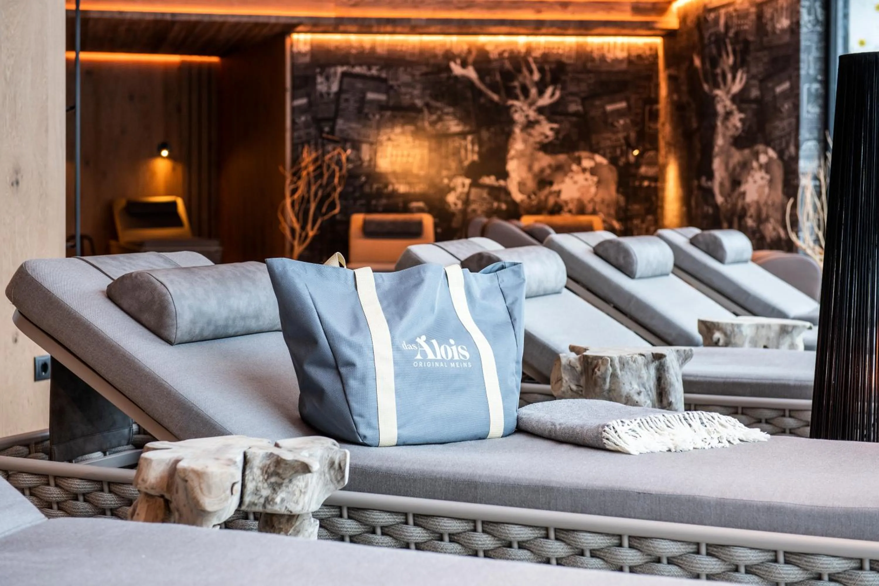 Swimming pool, Bed in das Alois 4 Sterne Superior