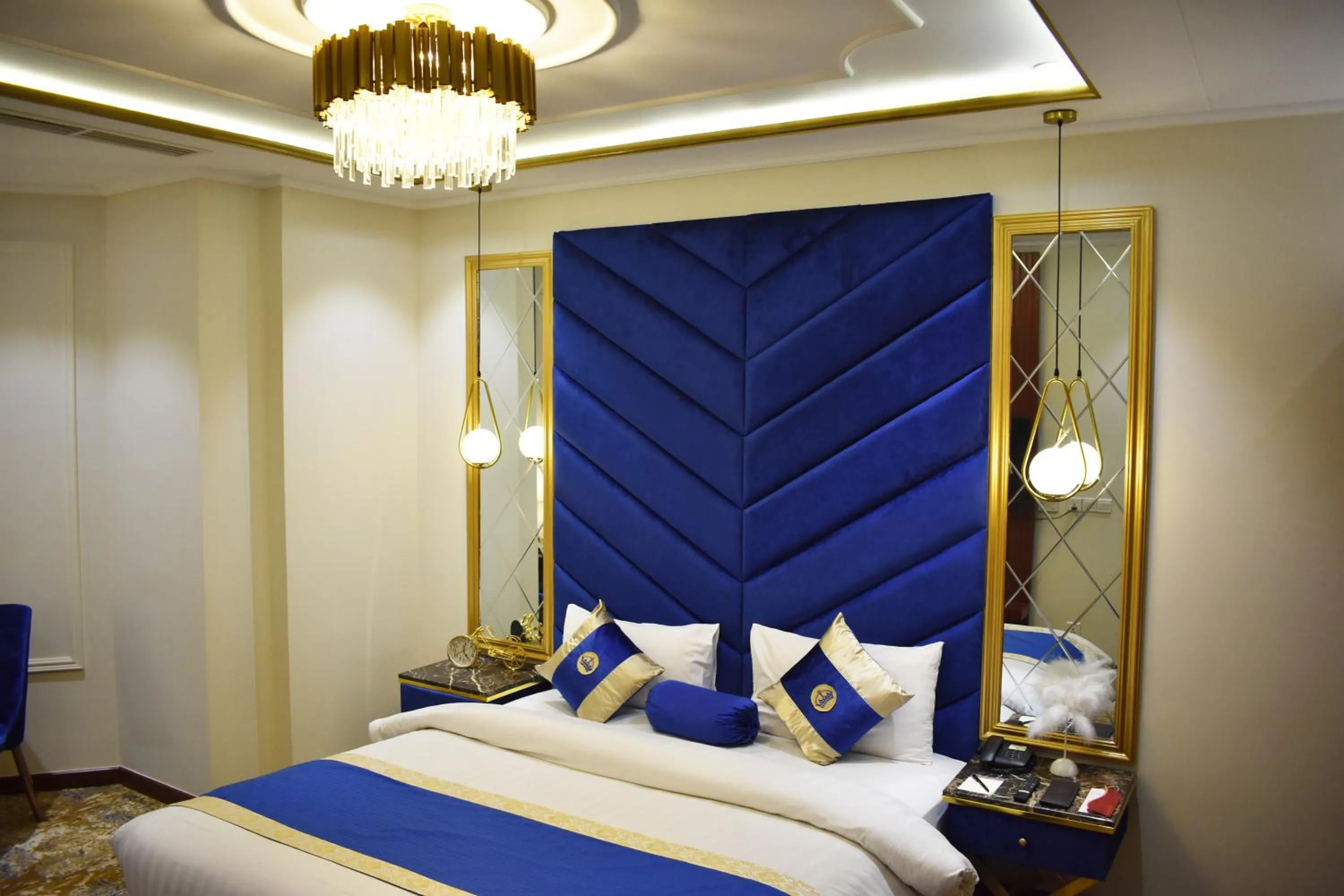 Bedroom, Bed in Faletti's Grand Hotel Multan