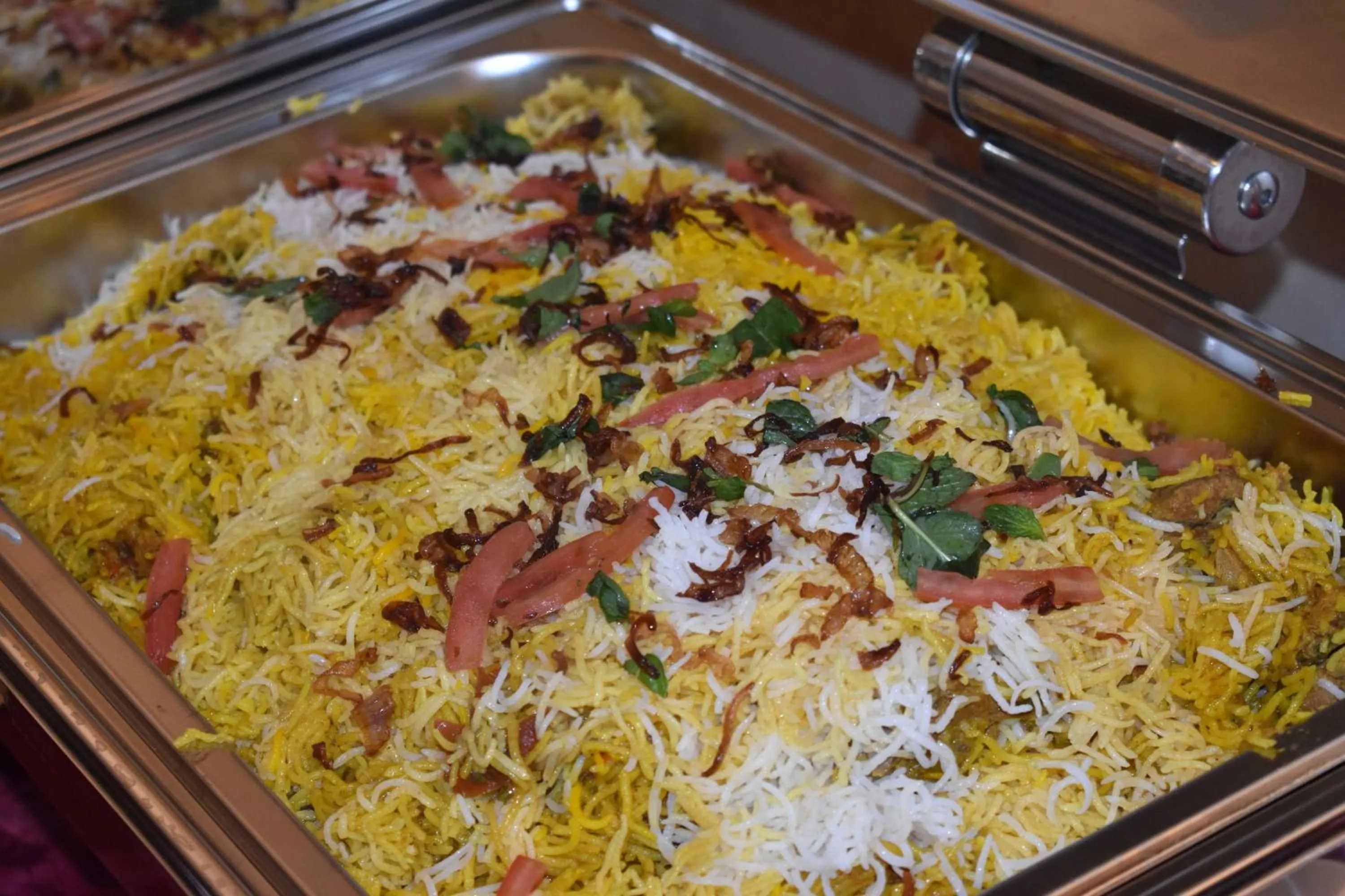 Restaurant/places to eat in Faletti's Grand Hotel Multan