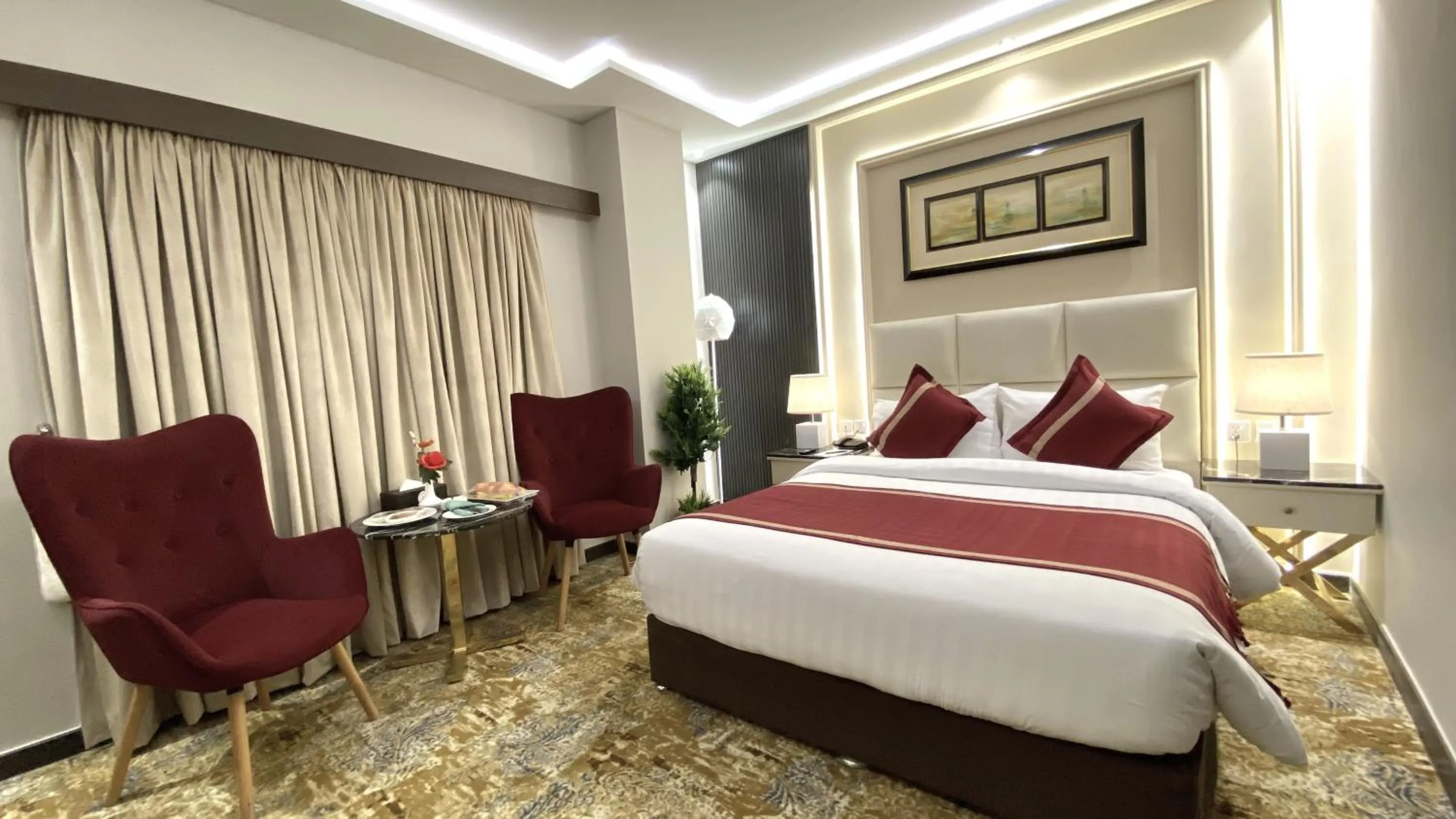 Bedroom, Bed in Best Western Plus Grand Multan