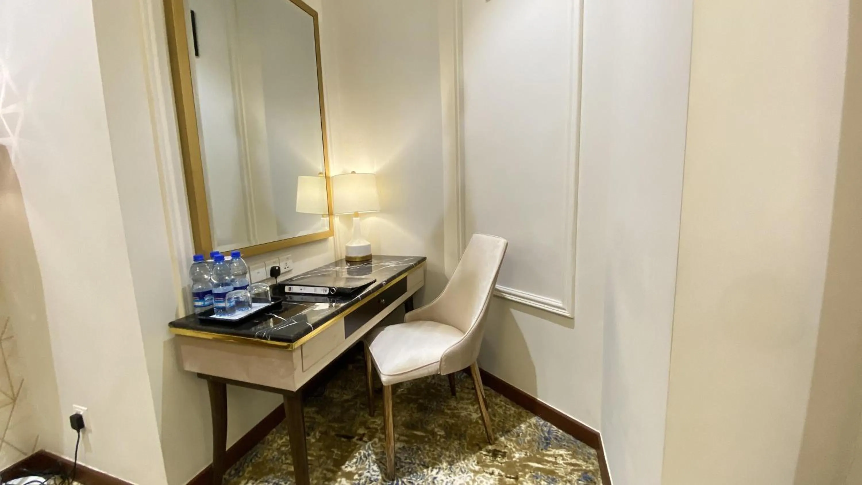 Photo of the whole room in Best Western Plus Grand Multan