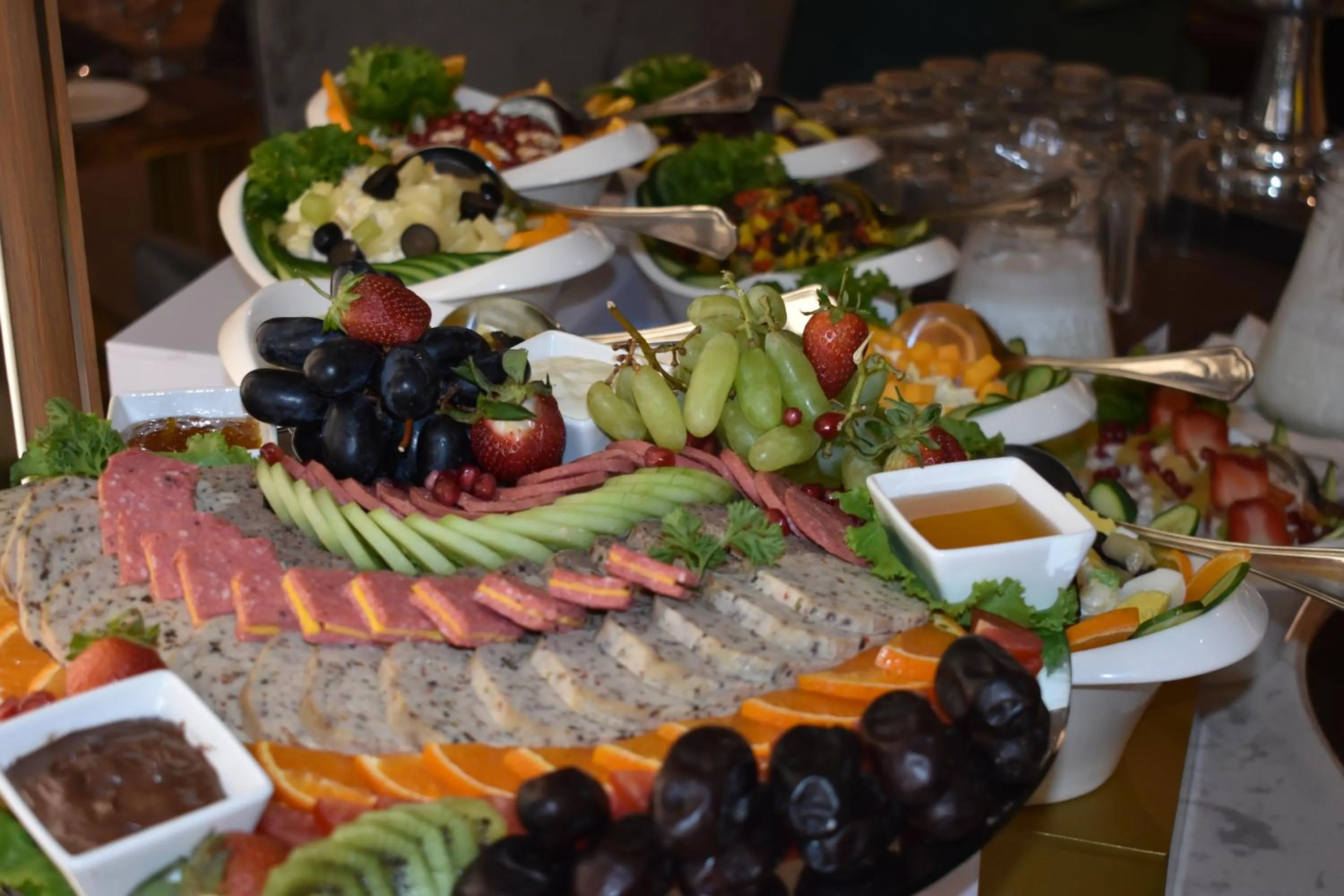 Restaurant/places to eat in Faletti's Grand Hotel Multan