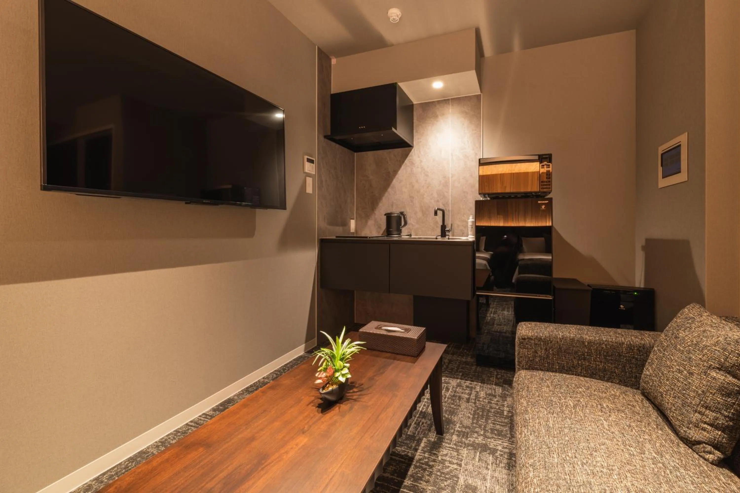 Photo of the whole room in GRAND BASE Kagoshima Chuo