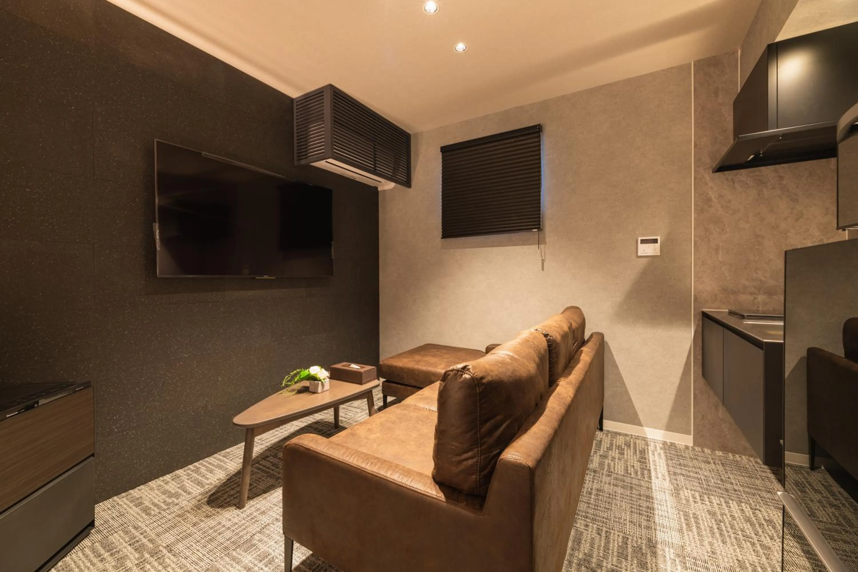 Photo of the whole room in GRAND BASE Kagoshima Chuo