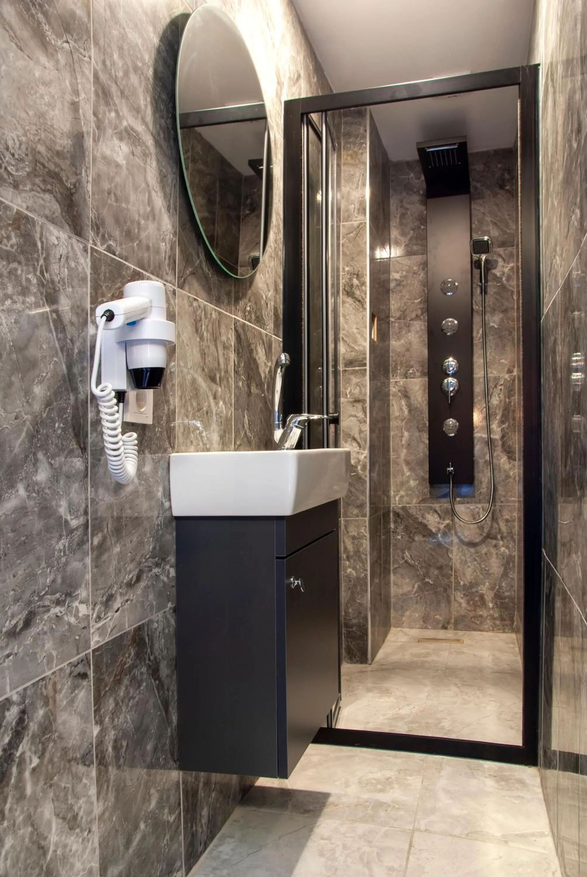 Bathroom in La Cielo Hotel Bostancı