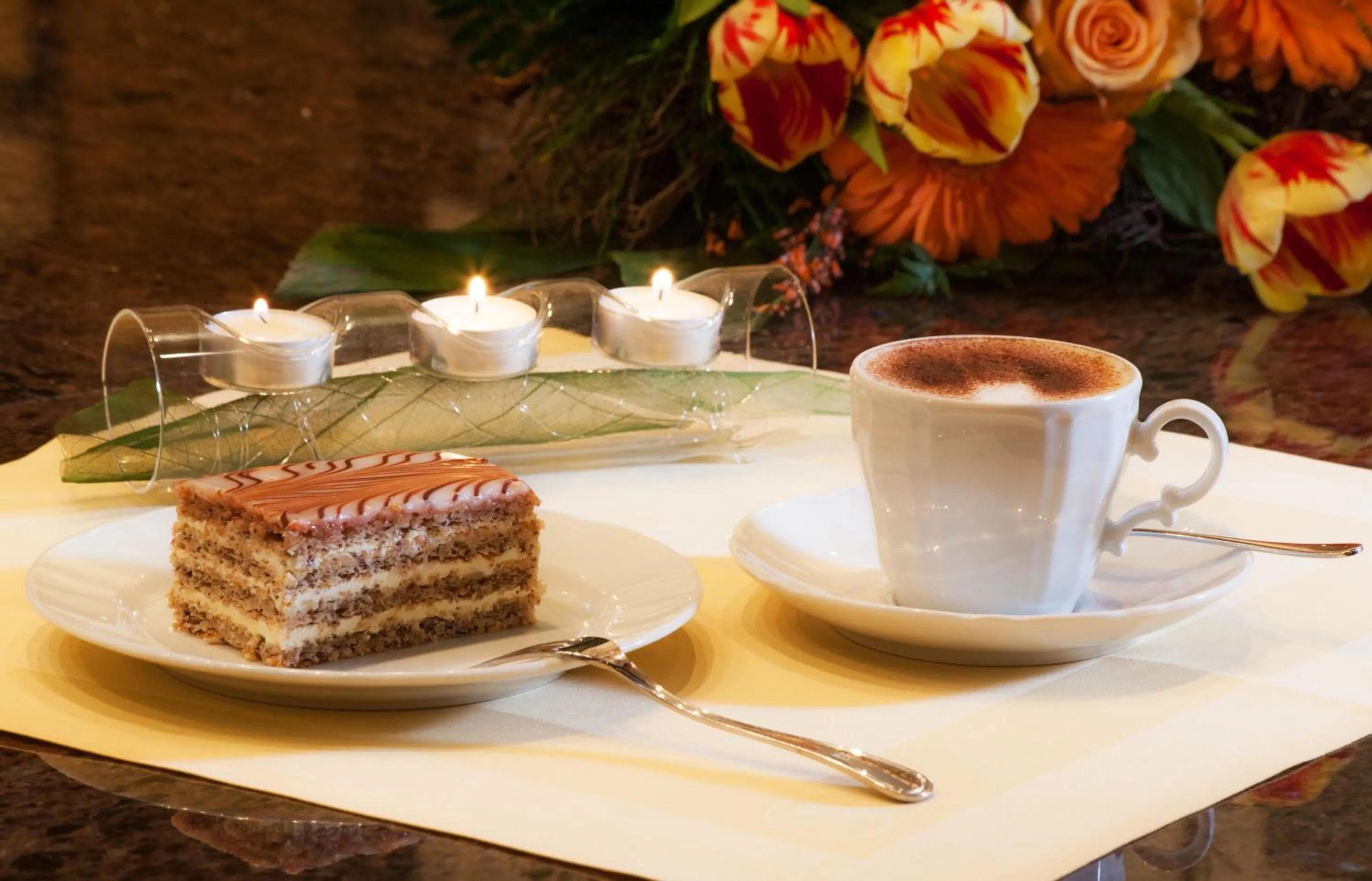 Restaurant/places to eat in Landhotel Grünberg am See