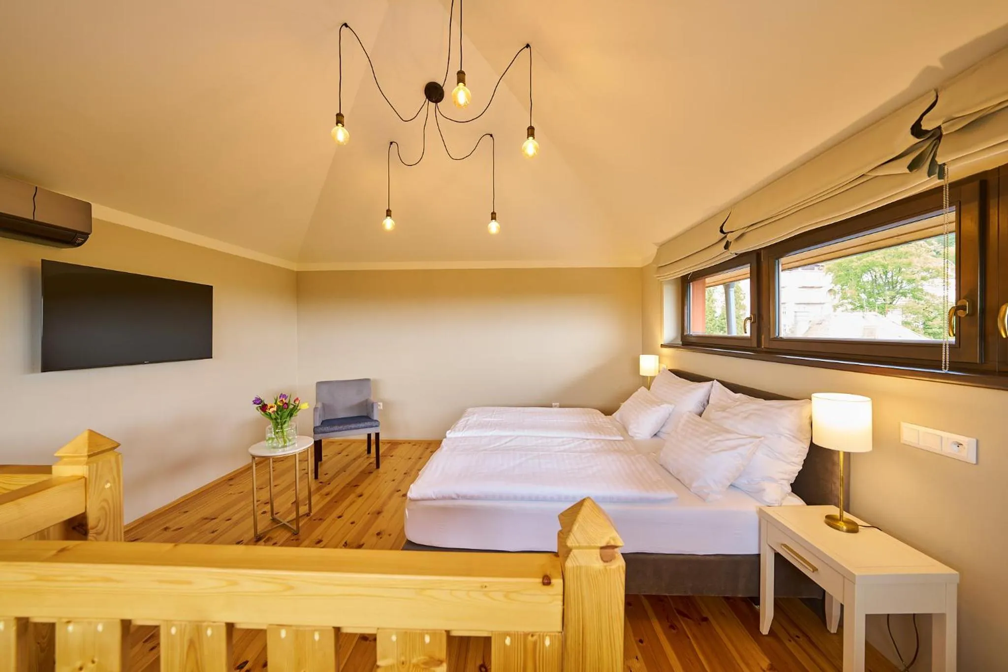 Bedroom, Bed in Wellness Hotel Queens