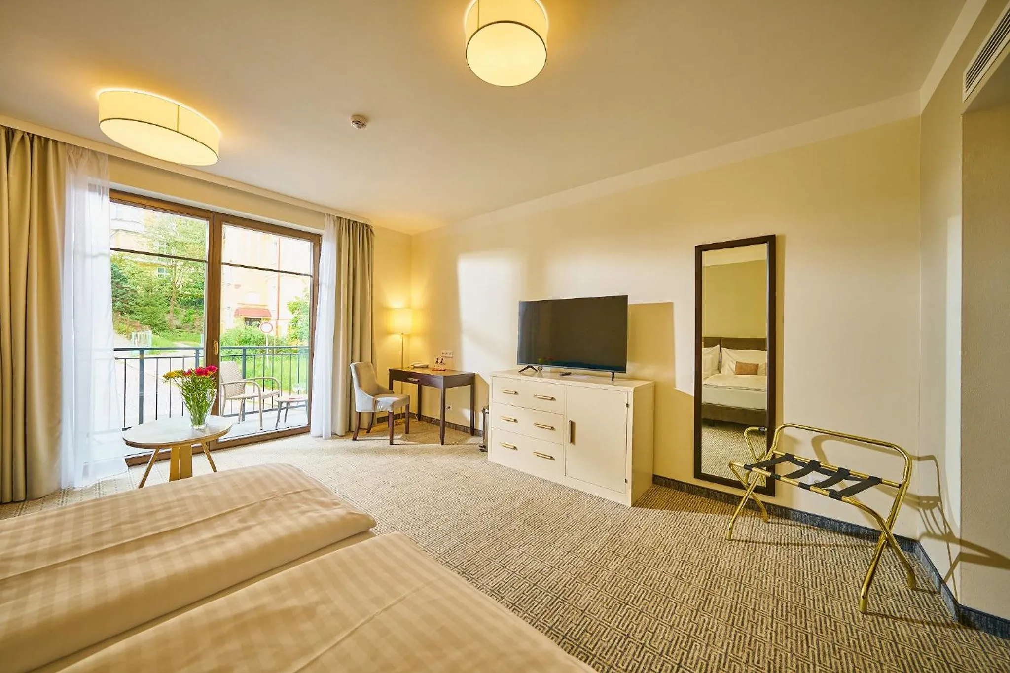 Bedroom, Bed in Wellness Hotel Queens