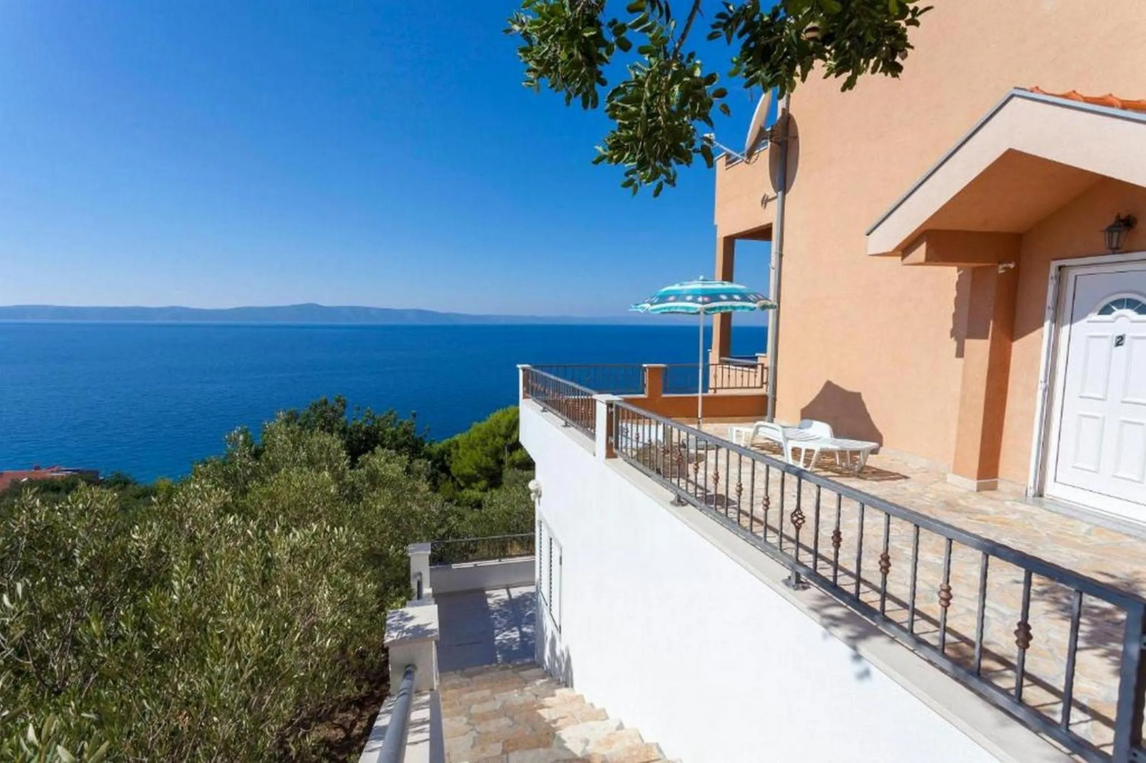 Property building in Summerheaven Apartments